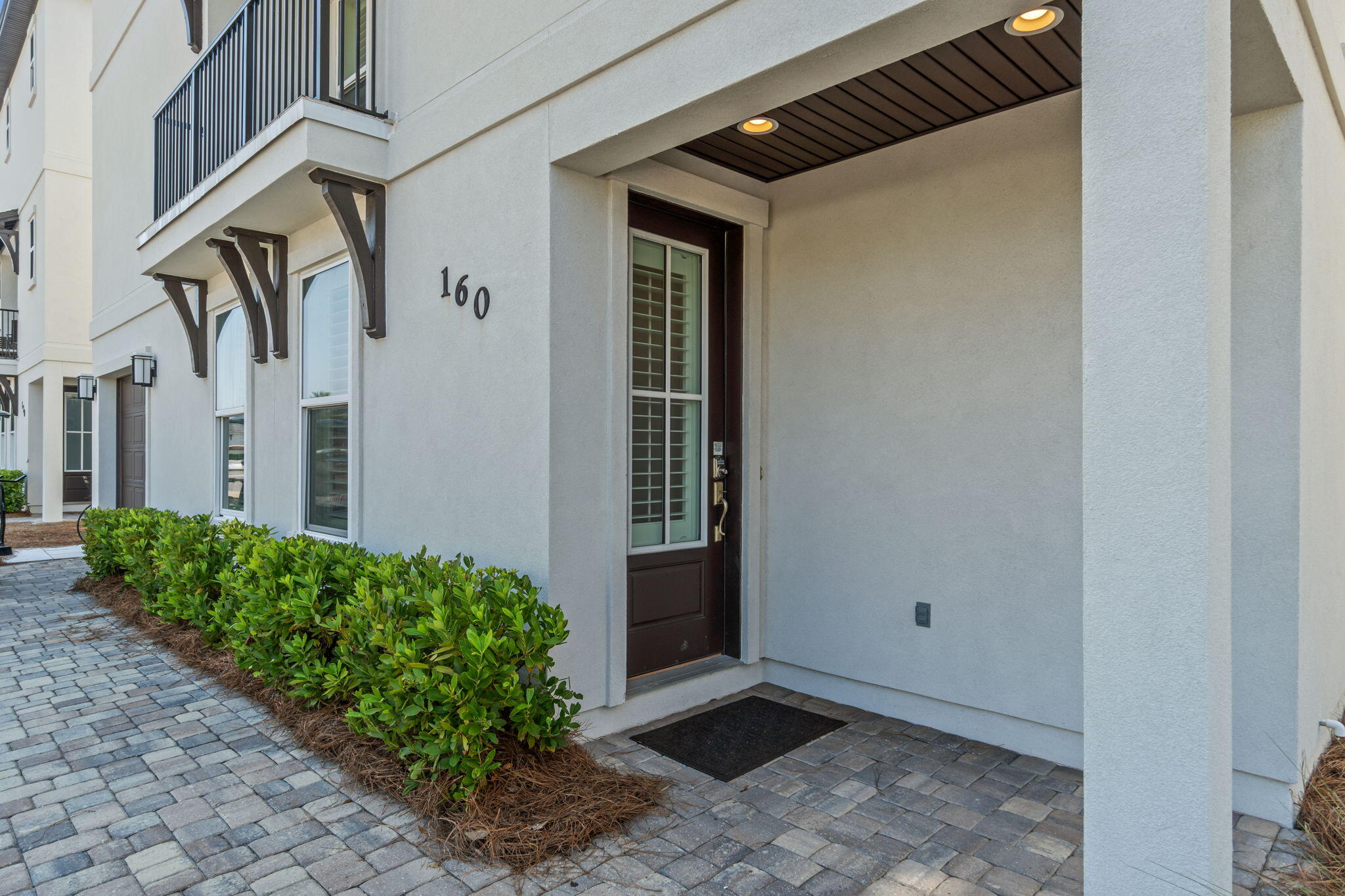 HIDDEN PALMS - Residential