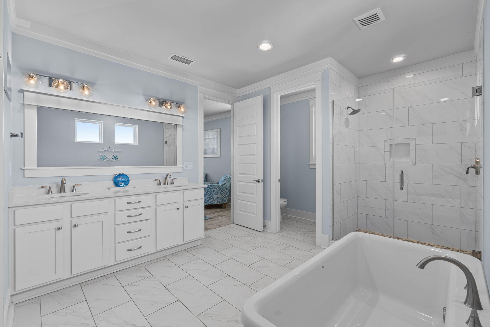 HIDDEN PALMS - Residential