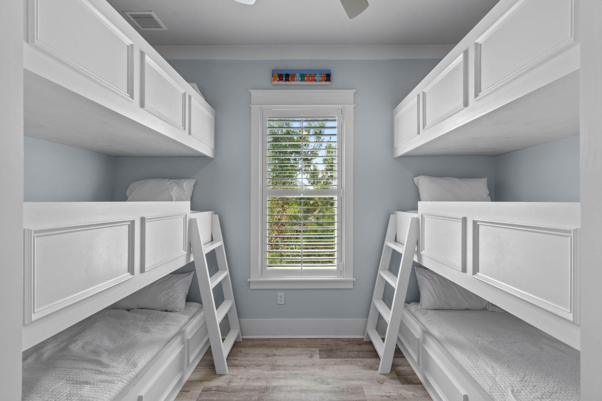 HIDDEN PALMS - Residential