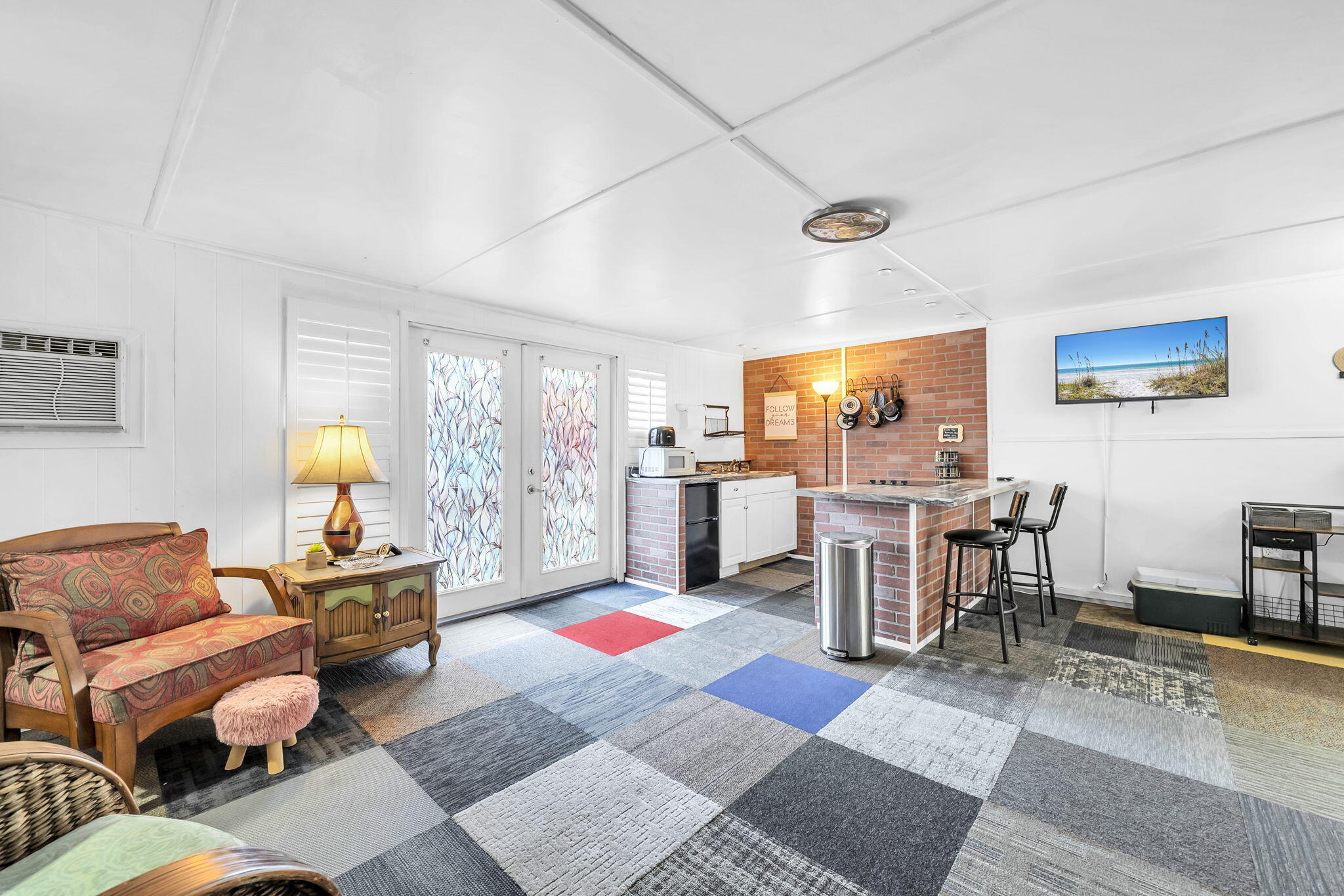 SEABREEZE 6TH ADD LOT 1 BLK G - Residential