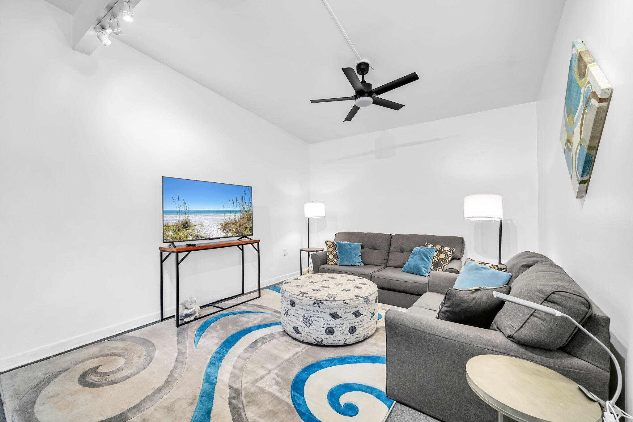 SEABREEZE 6TH ADD LOT 1 BLK G - Residential