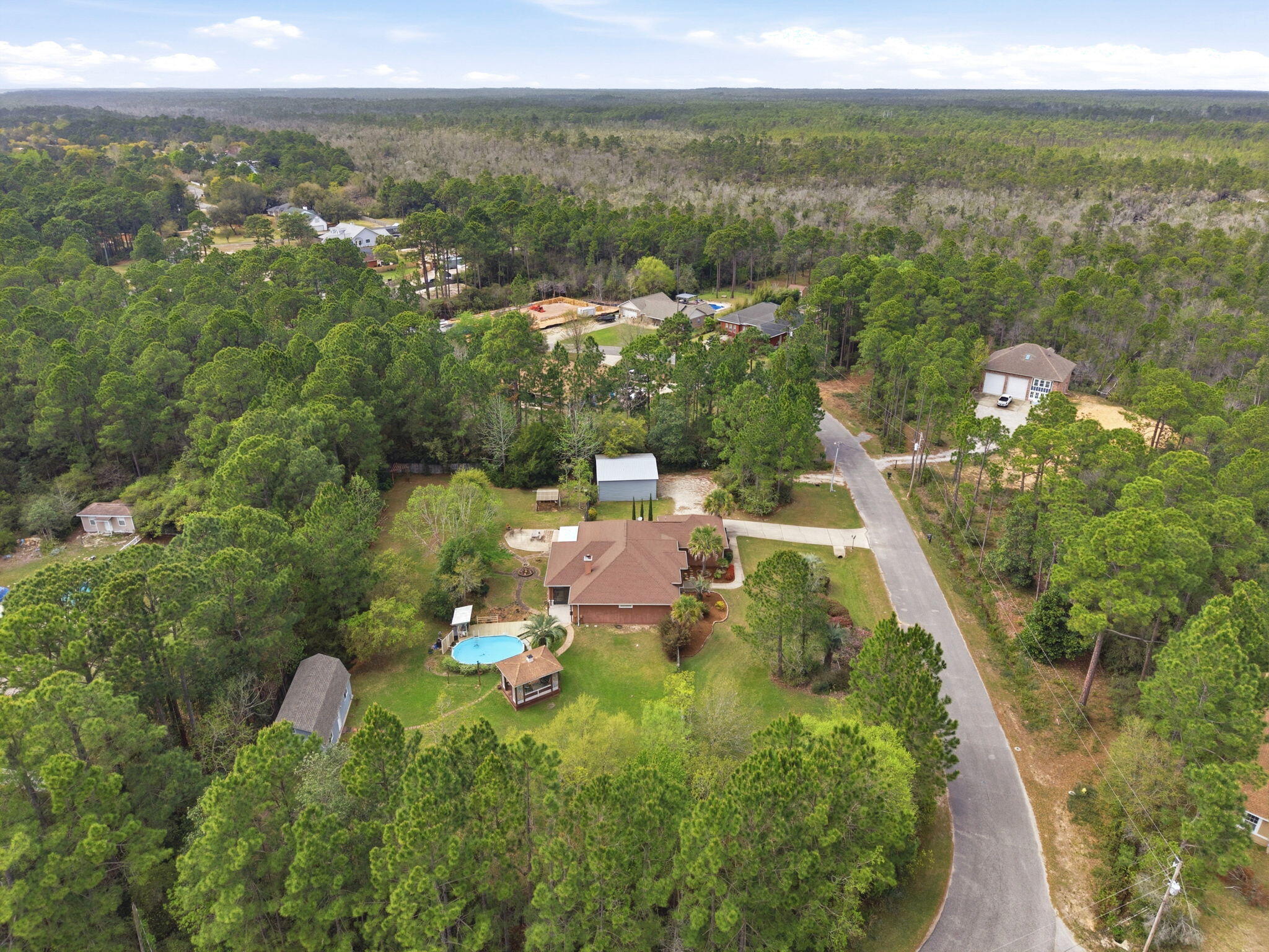 WHISPERING PINES - Residential