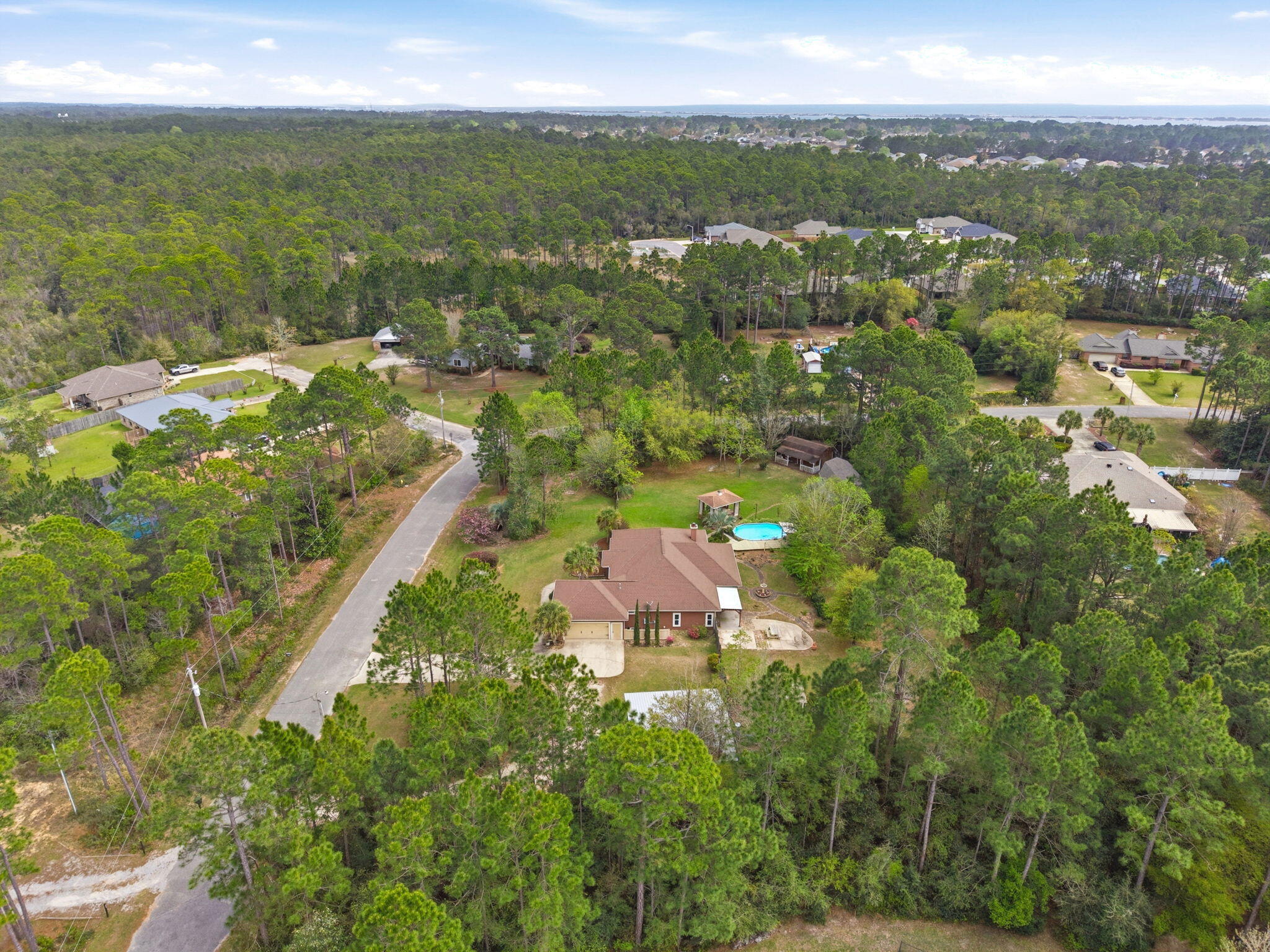 WHISPERING PINES - Residential