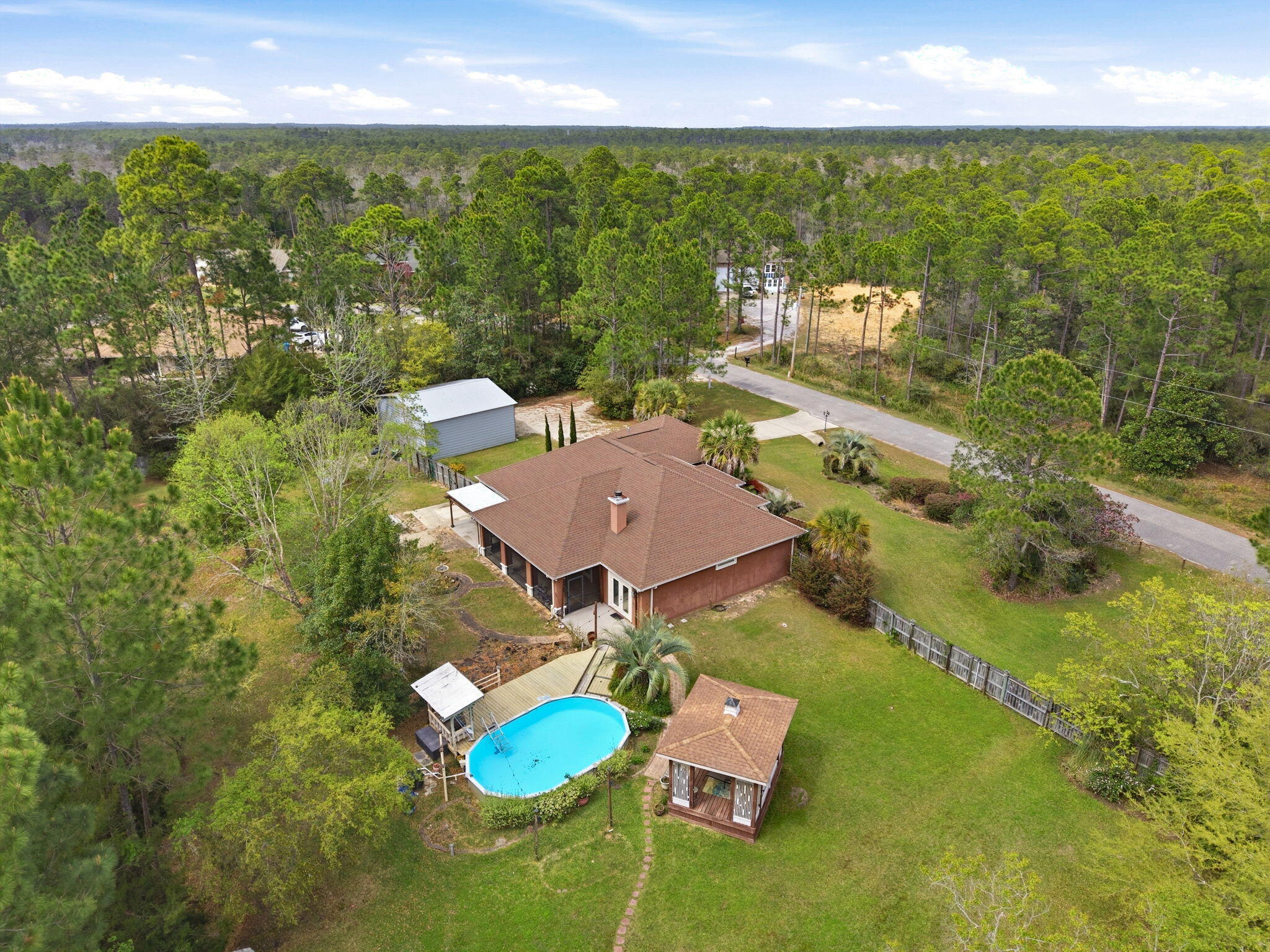 WHISPERING PINES - Residential