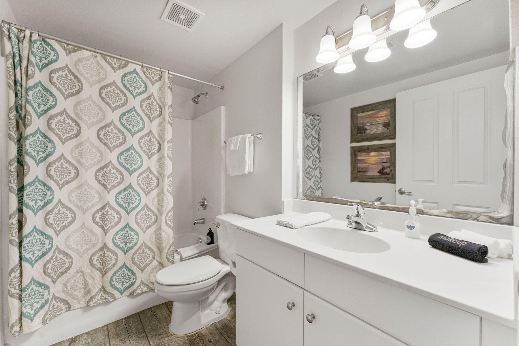 SHORES OF PANAMA - Residential