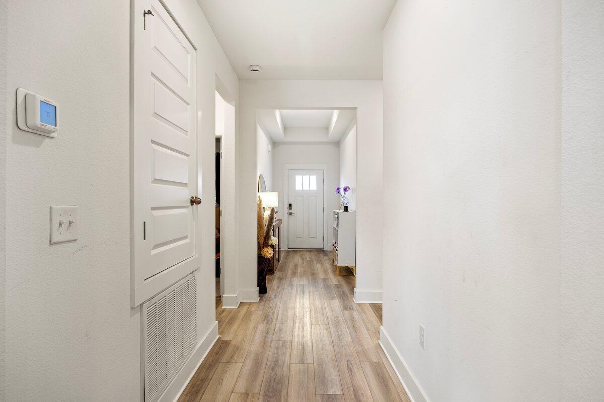 MAGNOLIA CREEK - Residential