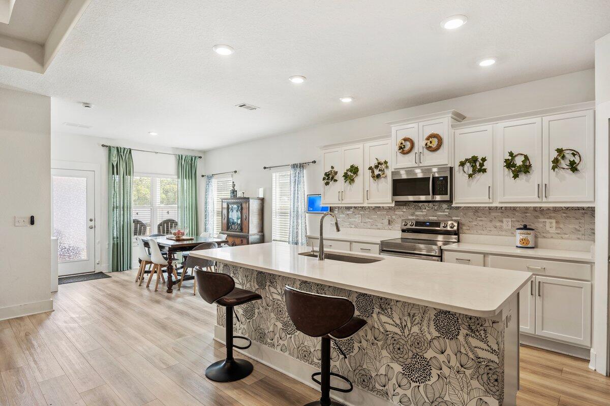 MAGNOLIA CREEK - Residential