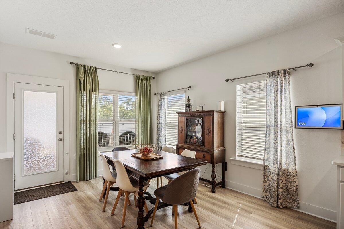 MAGNOLIA CREEK - Residential