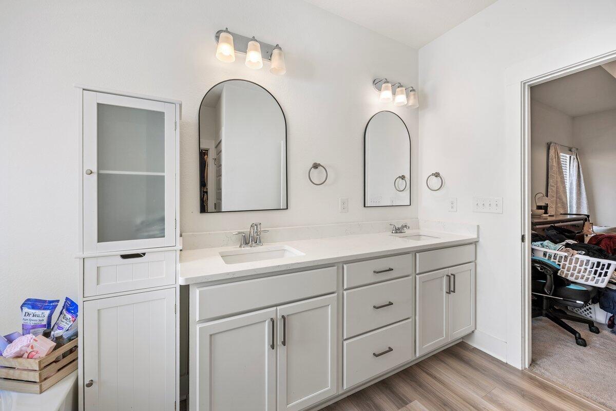 MAGNOLIA CREEK - Residential