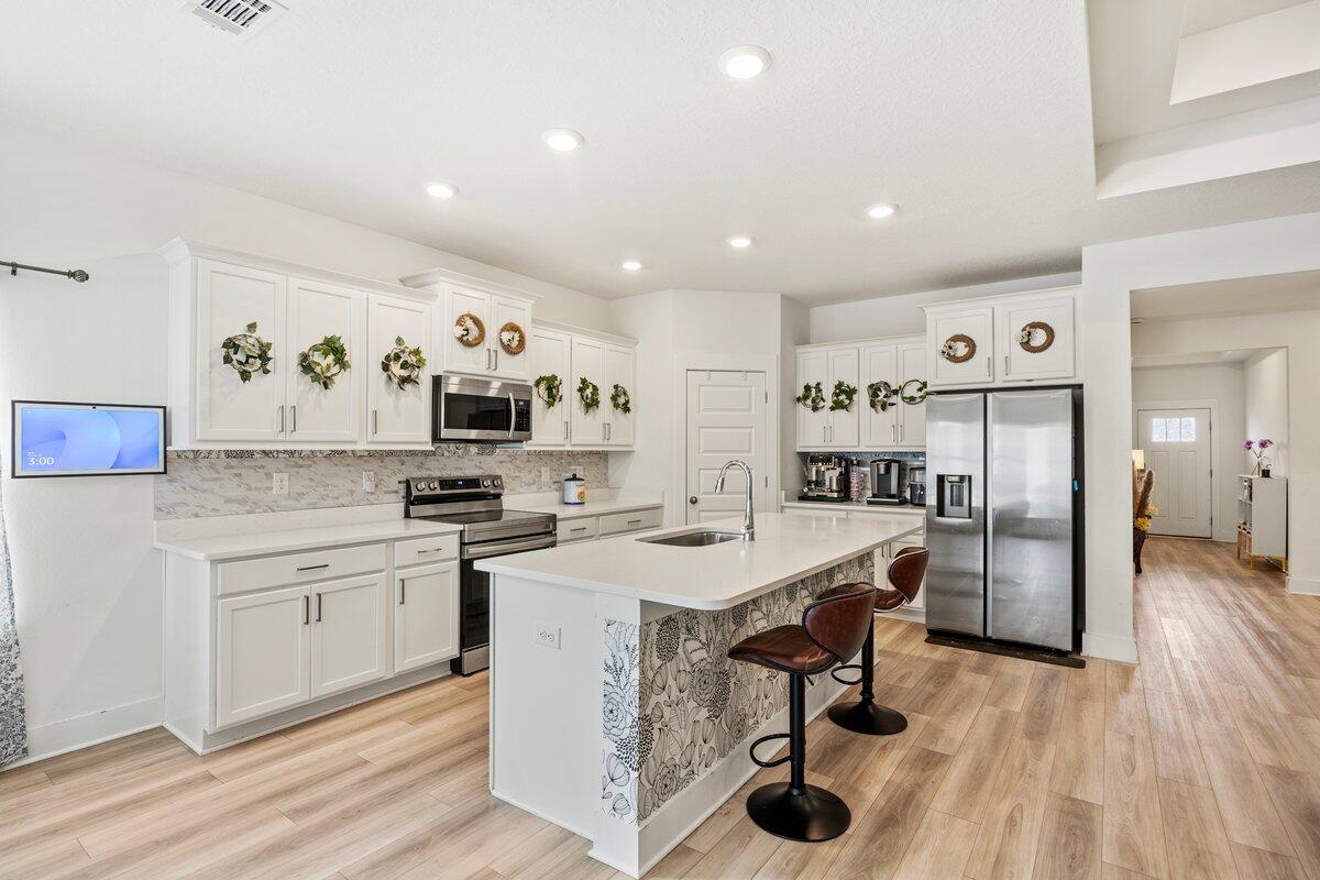 MAGNOLIA CREEK - Residential