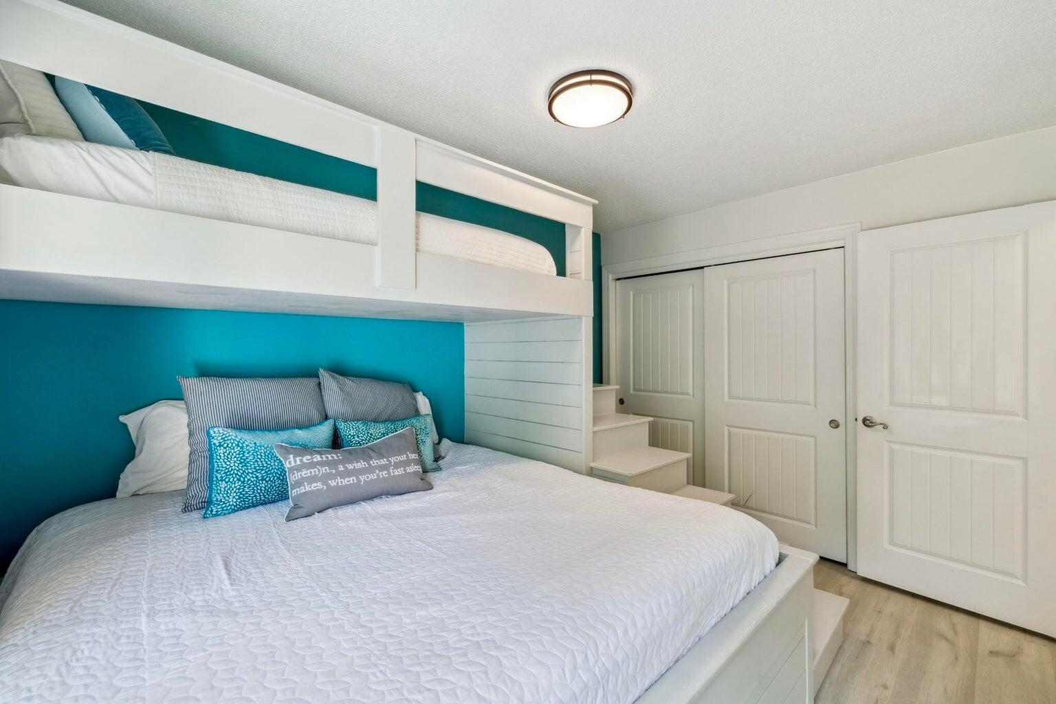 SANDPIPER VILLAGE CONDO - Residential