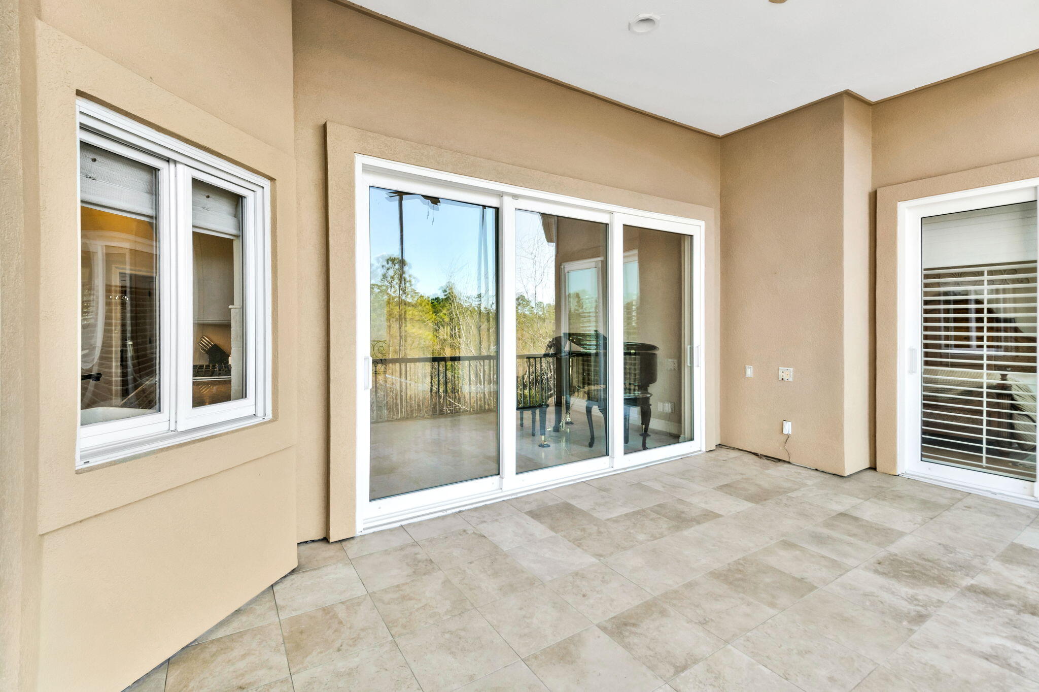 DEER POINT COVE - Residential