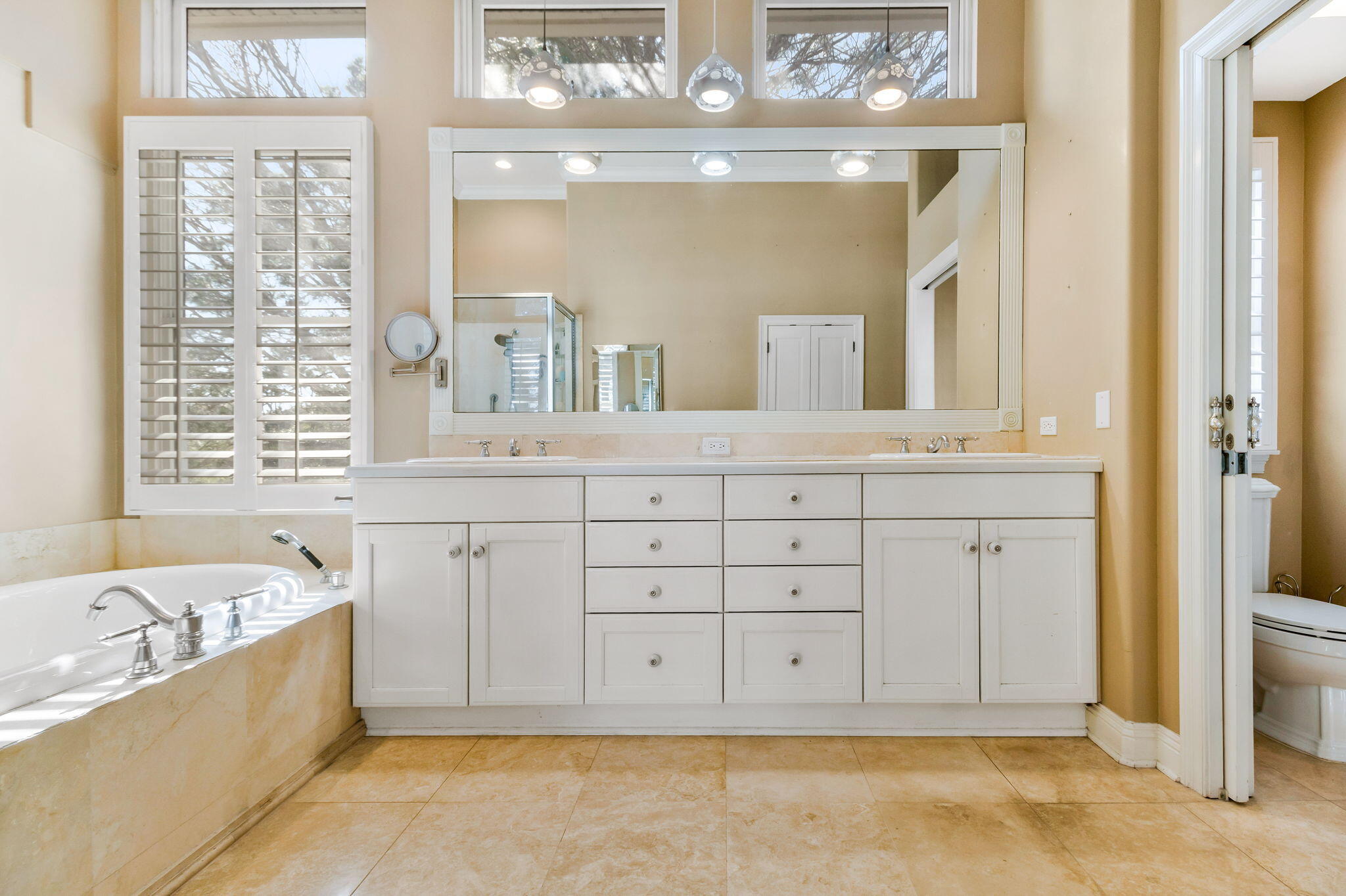 DEER POINT COVE - Residential