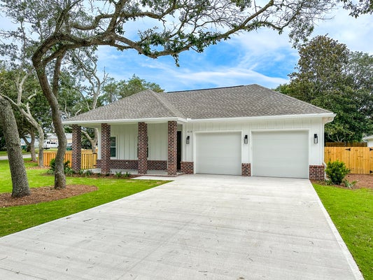 610 FIFTH ST, DESTIN, FL 32541 - Image 431062df9736c9a43dc3a0a3813637ae/2265032190