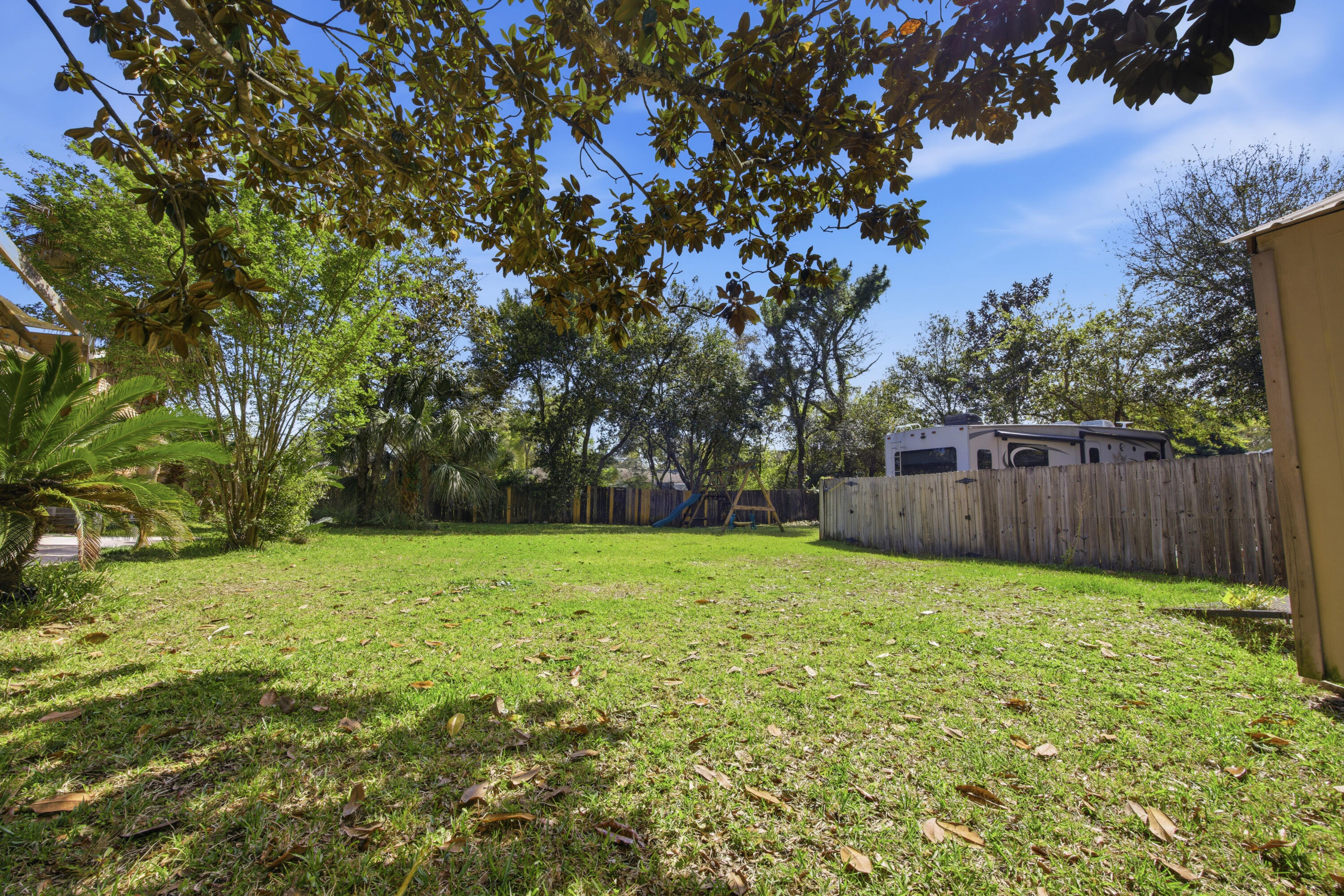 LAKE LORRAINE ESTATES 1 - Residential