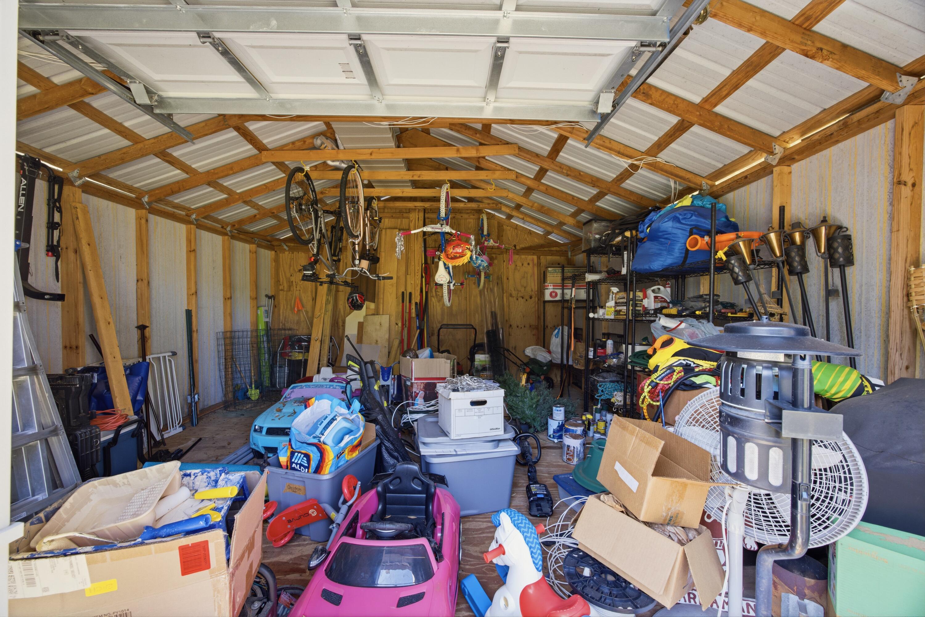 LAKE LORRAINE ESTATES 1 - Residential