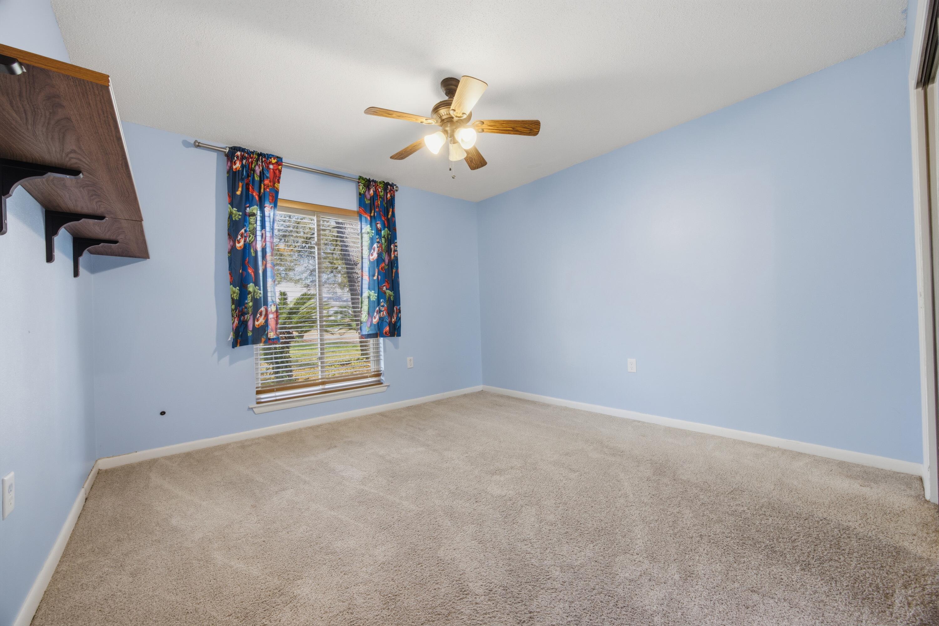 LAKE LORRAINE ESTATES 1 - Residential