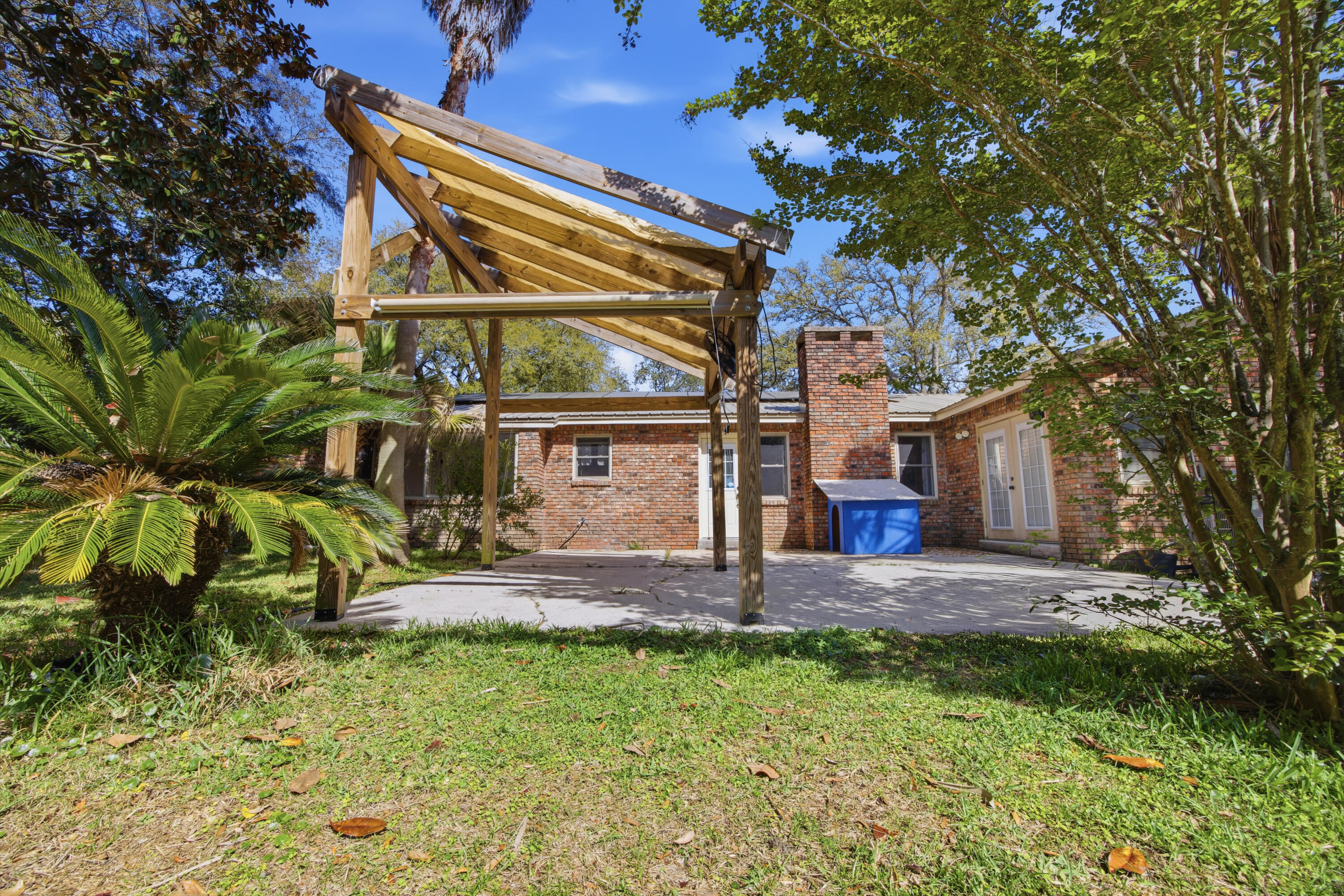 LAKE LORRAINE ESTATES 1 - Residential