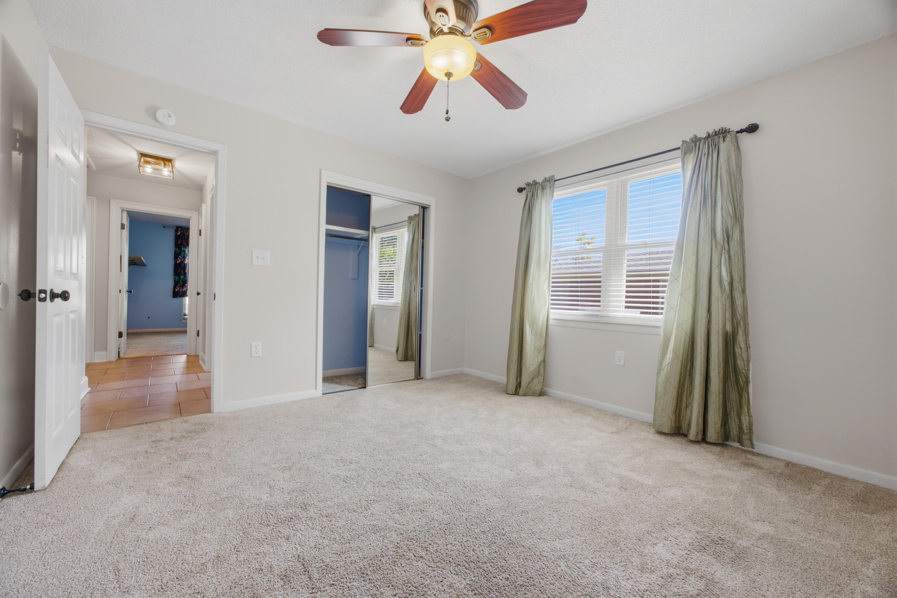 LAKE LORRAINE ESTATES 1 - Residential