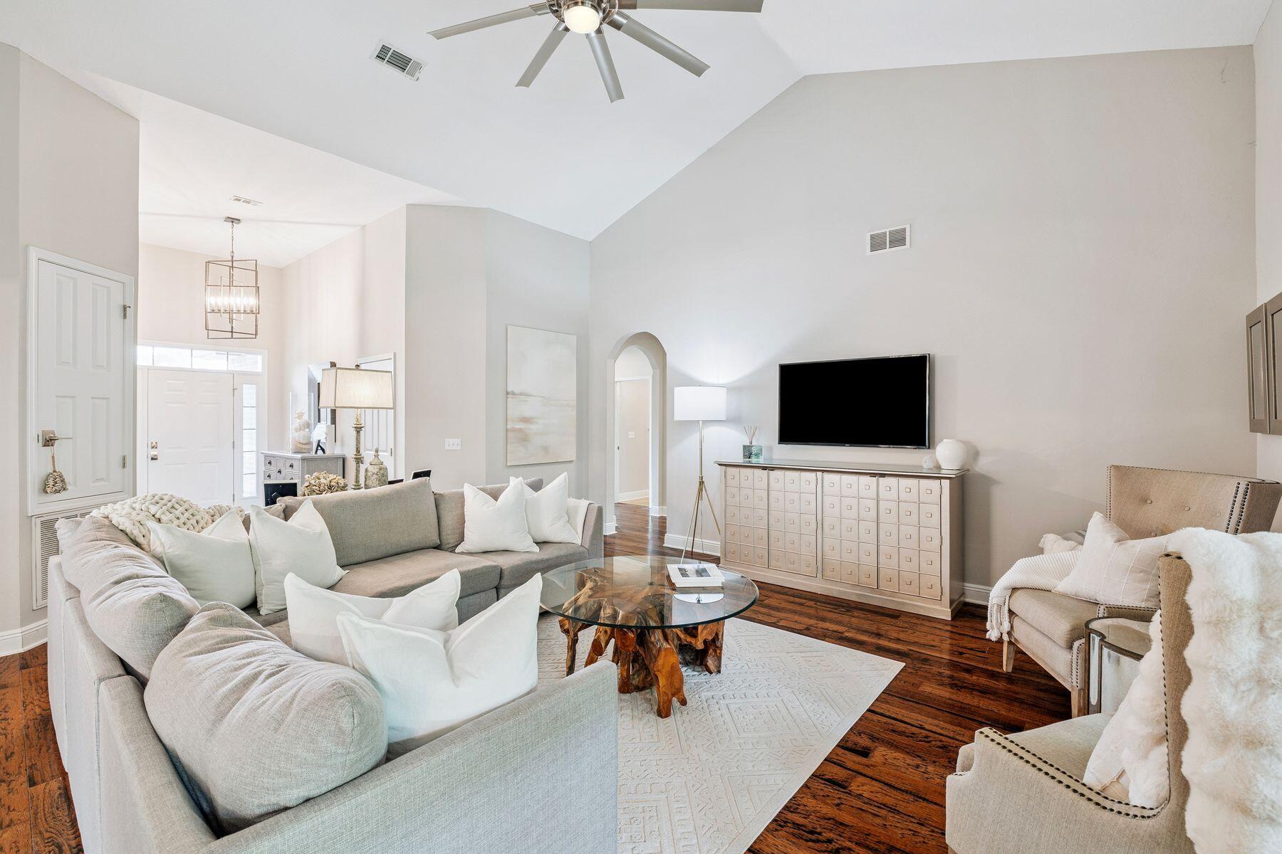 PEACH CREEK PH 1 - Residential