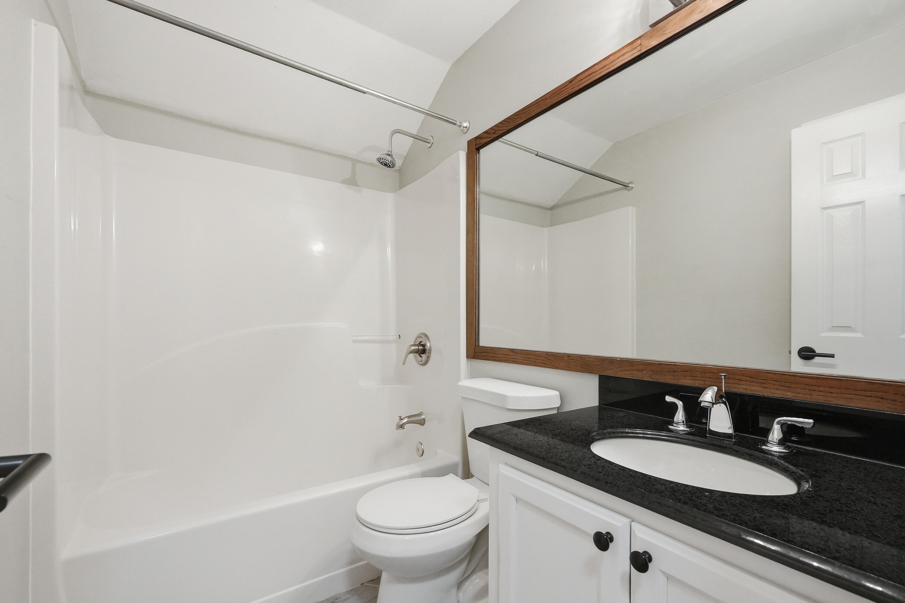 INDIGO VILLAGE LOT 11 BLK A - Residential Lease