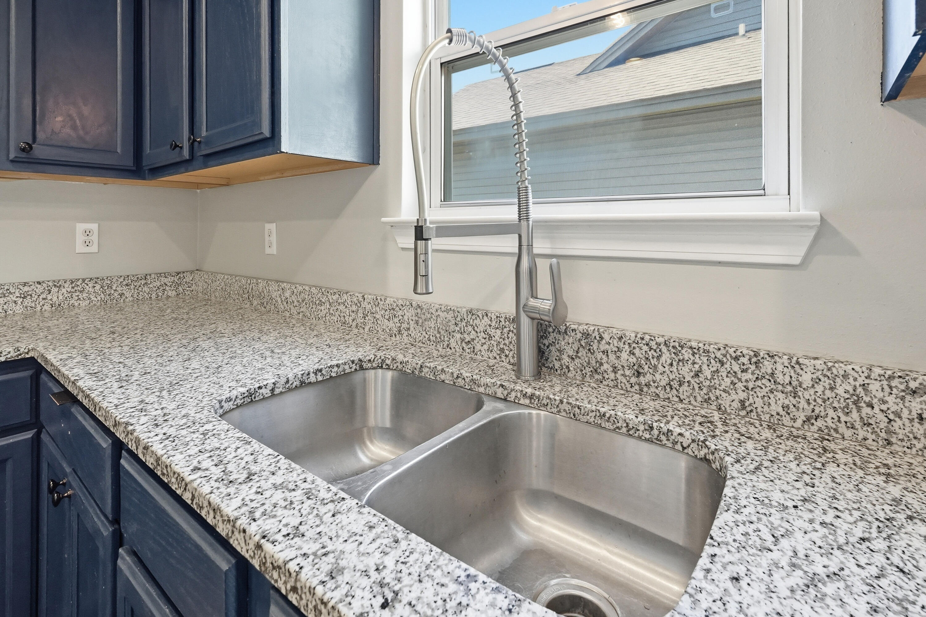 INDIGO VILLAGE LOT 11 BLK A - Residential Lease