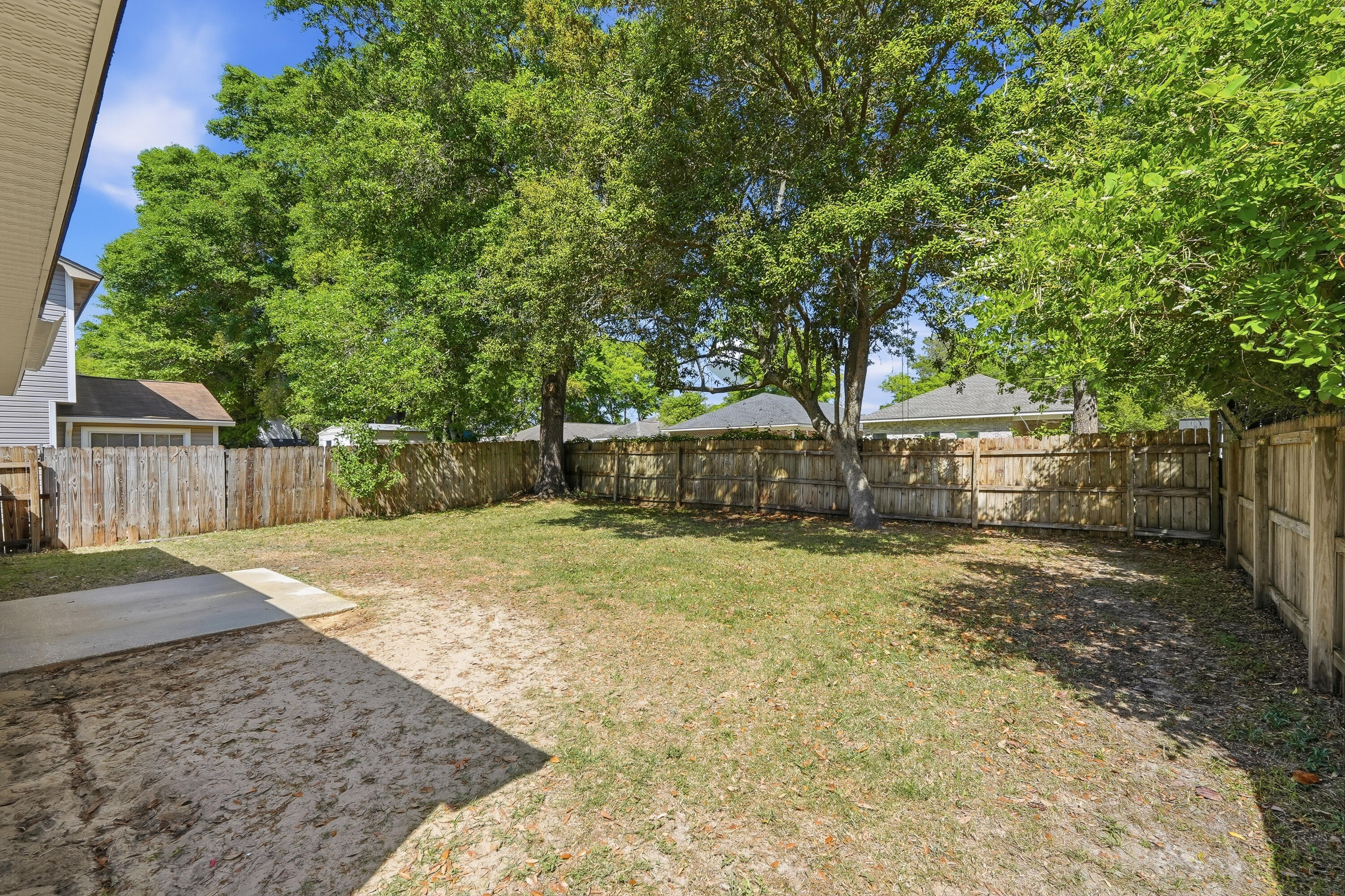 INDIGO VILLAGE LOT 11 BLK A - Residential Lease