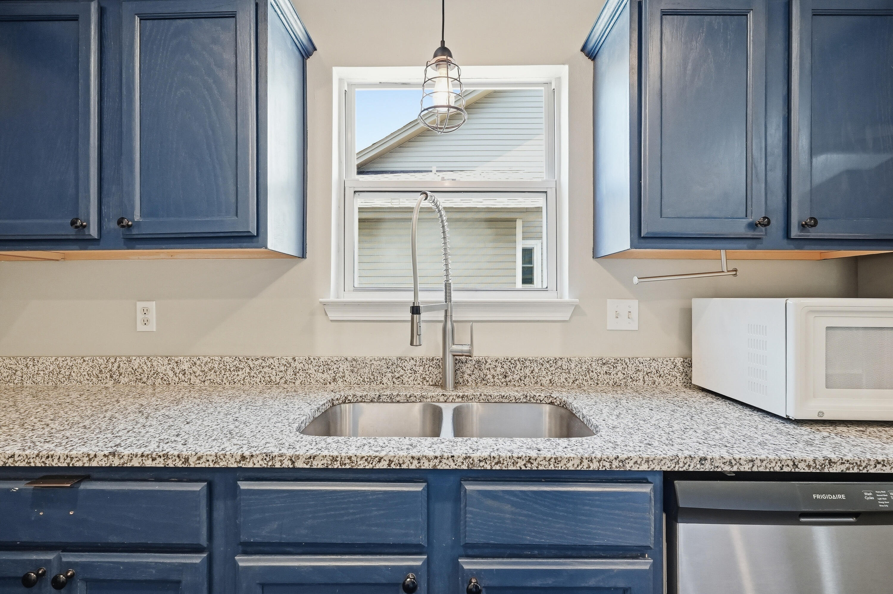 INDIGO VILLAGE LOT 11 BLK A - Residential Lease