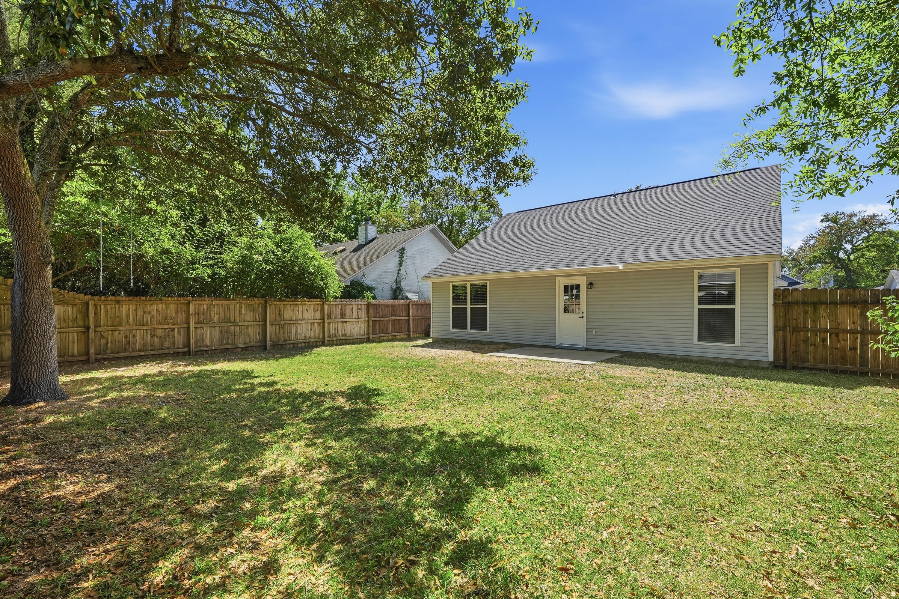 INDIGO VILLAGE LOT 11 BLK A - Residential Lease