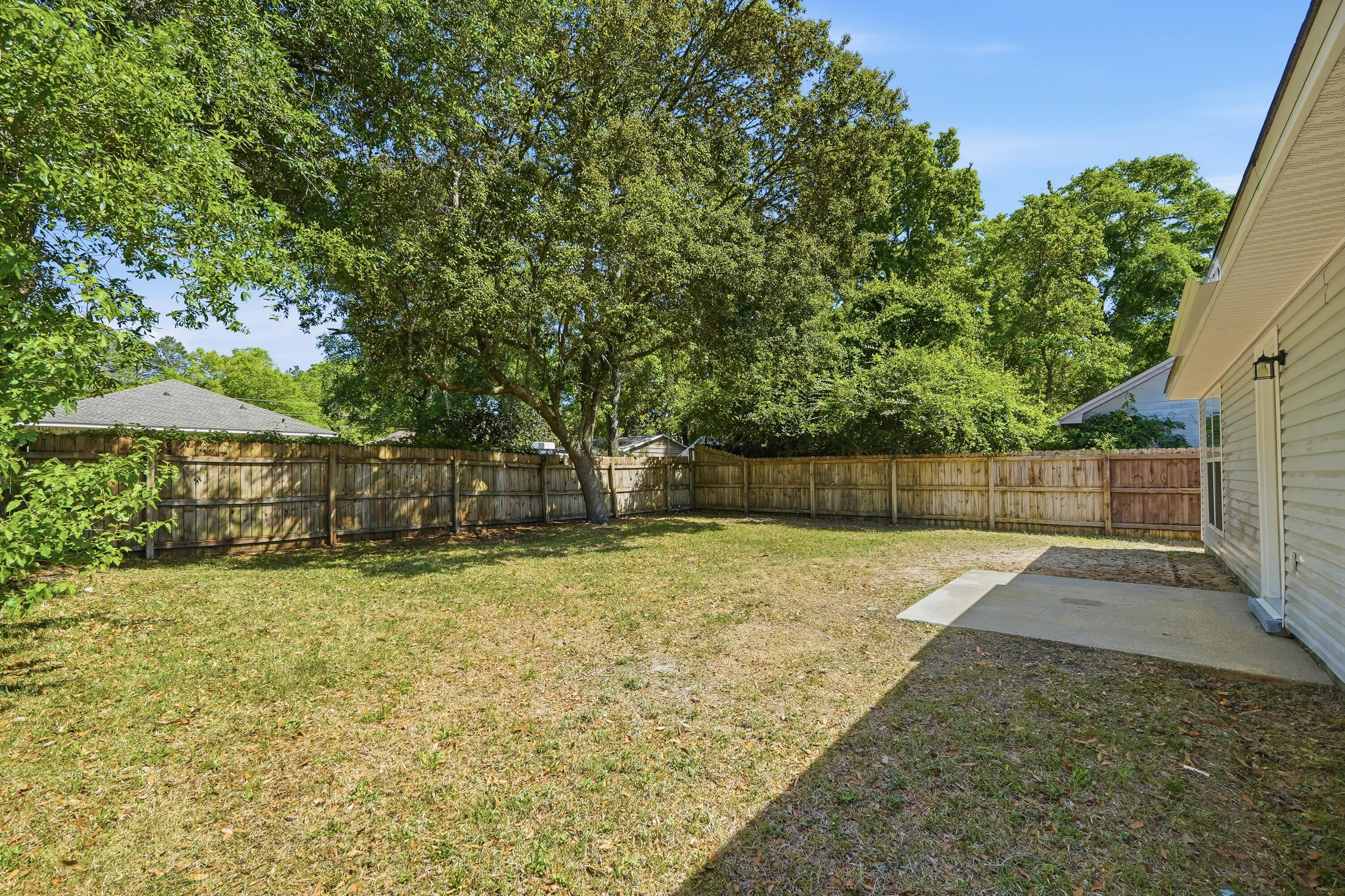 INDIGO VILLAGE LOT 11 BLK A - Residential Lease