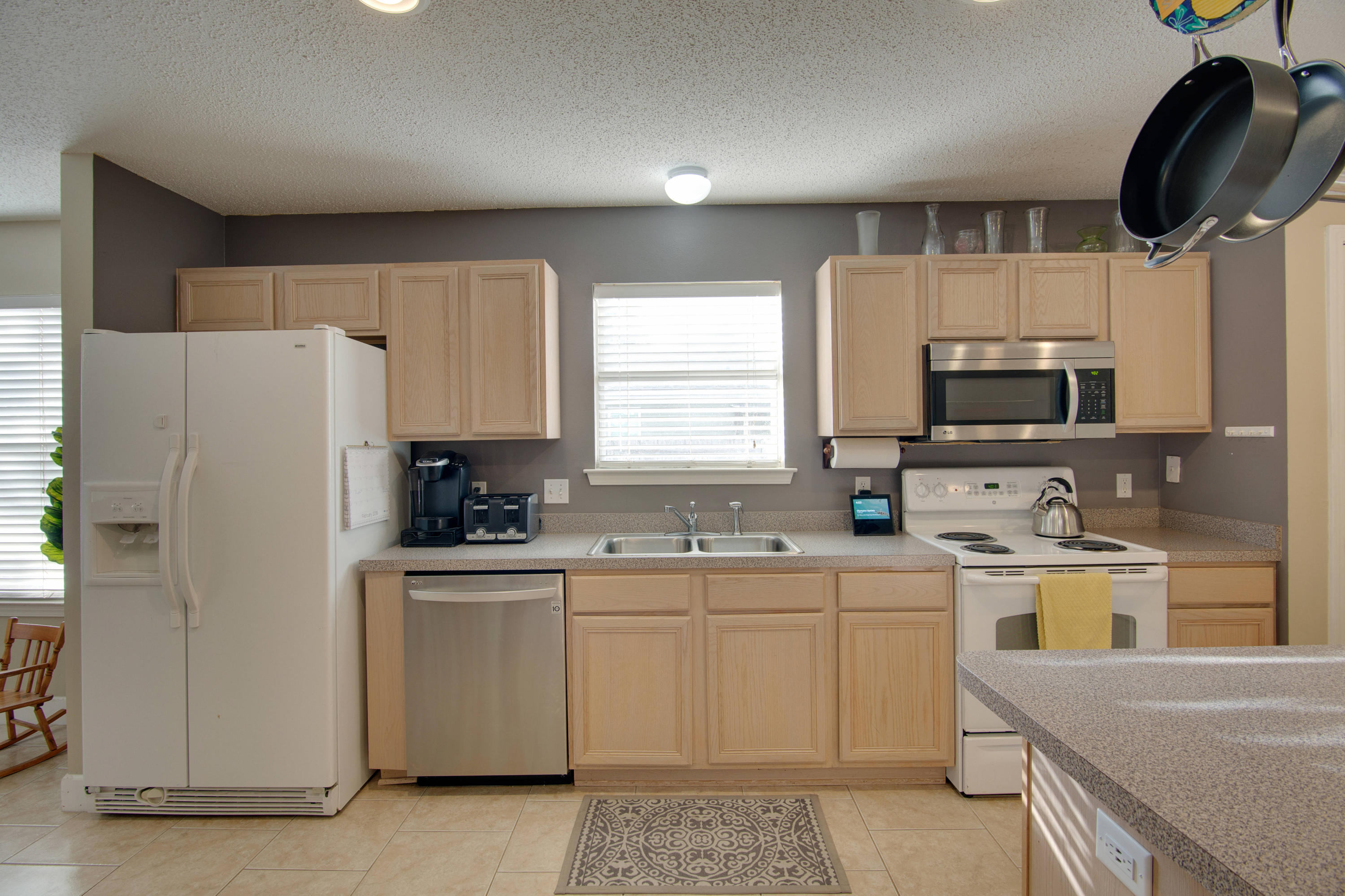 EAST BAY HEIGHTS - Residential