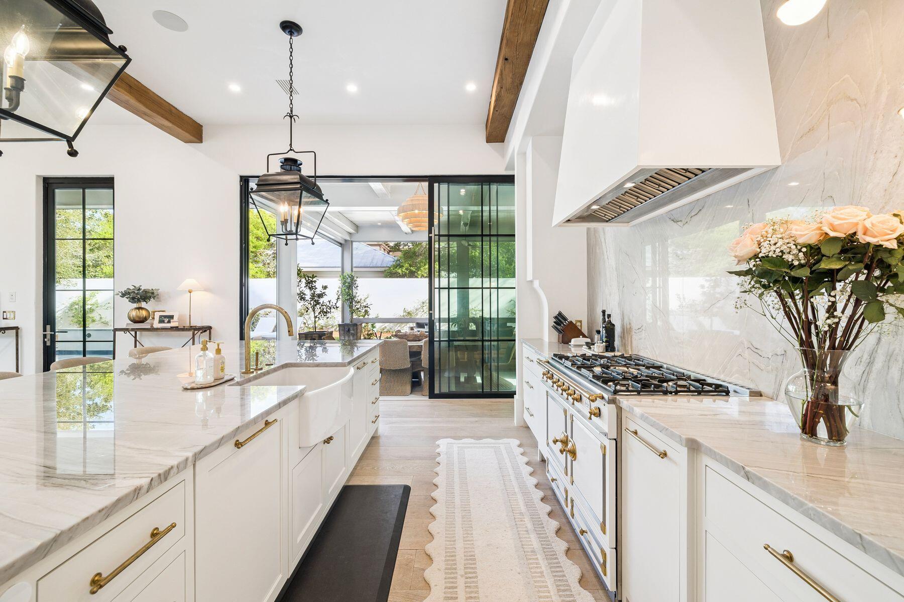 SEAGROVE 5TH ADDN - Residential