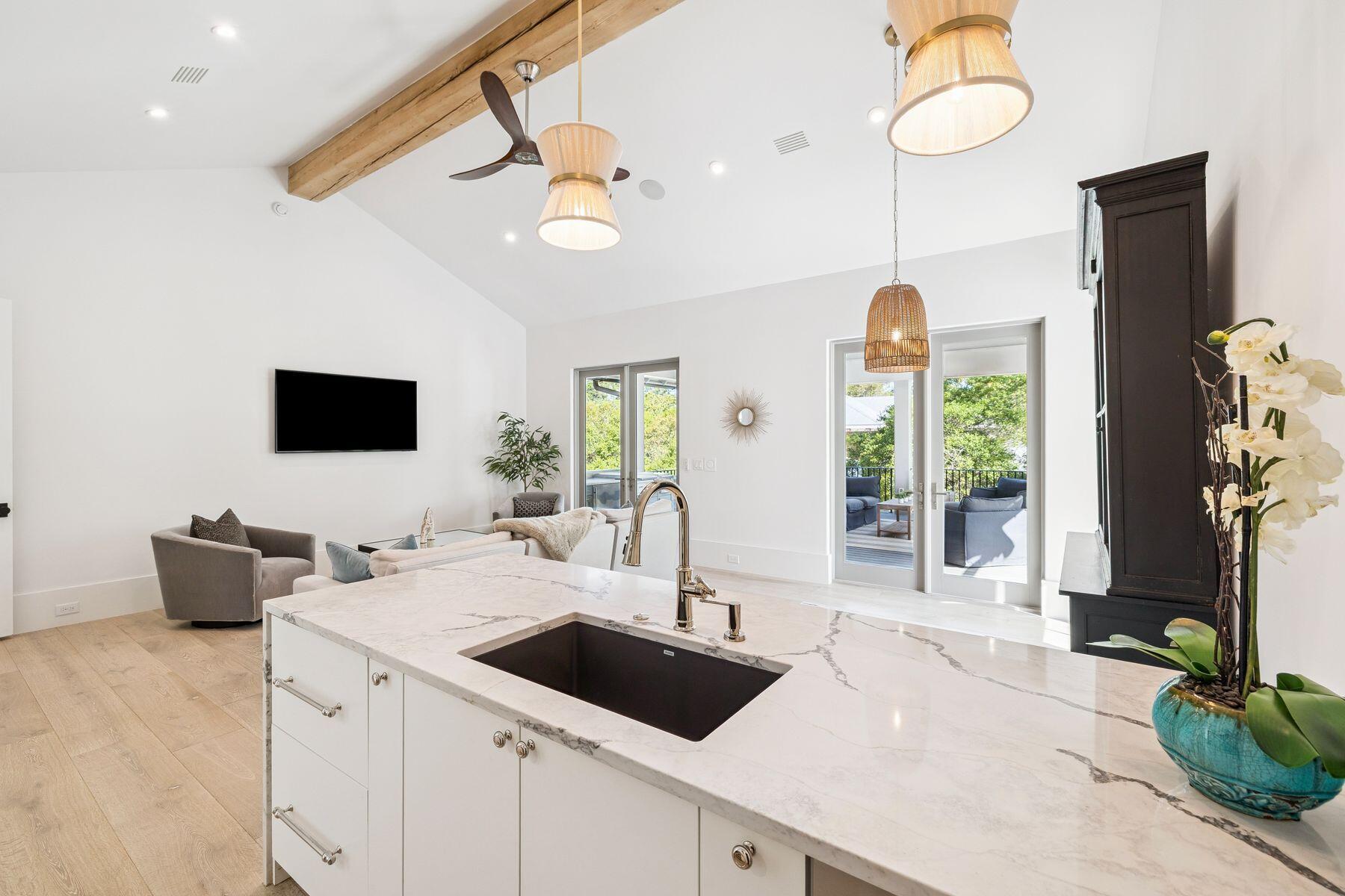 SEAGROVE 5TH ADDN - Residential