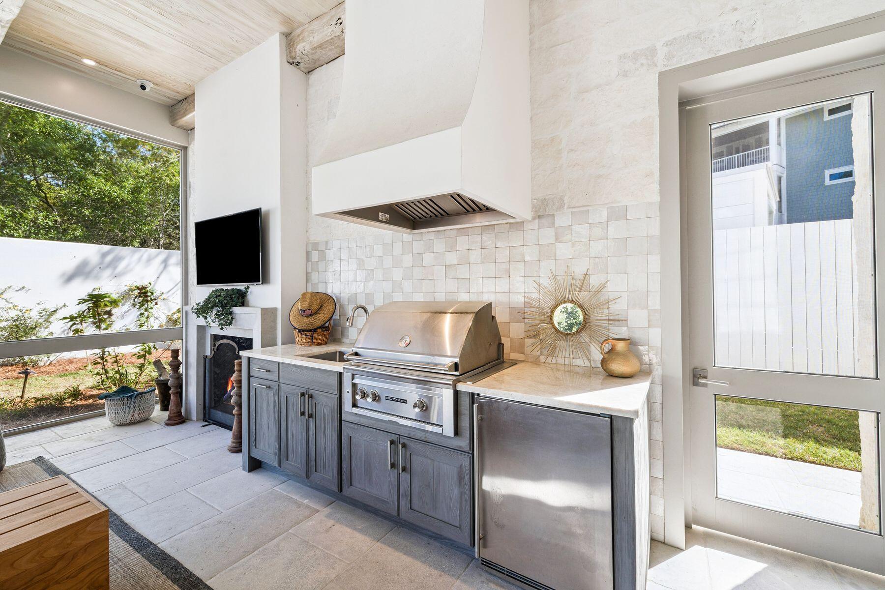 SEAGROVE 5TH ADDN - Residential