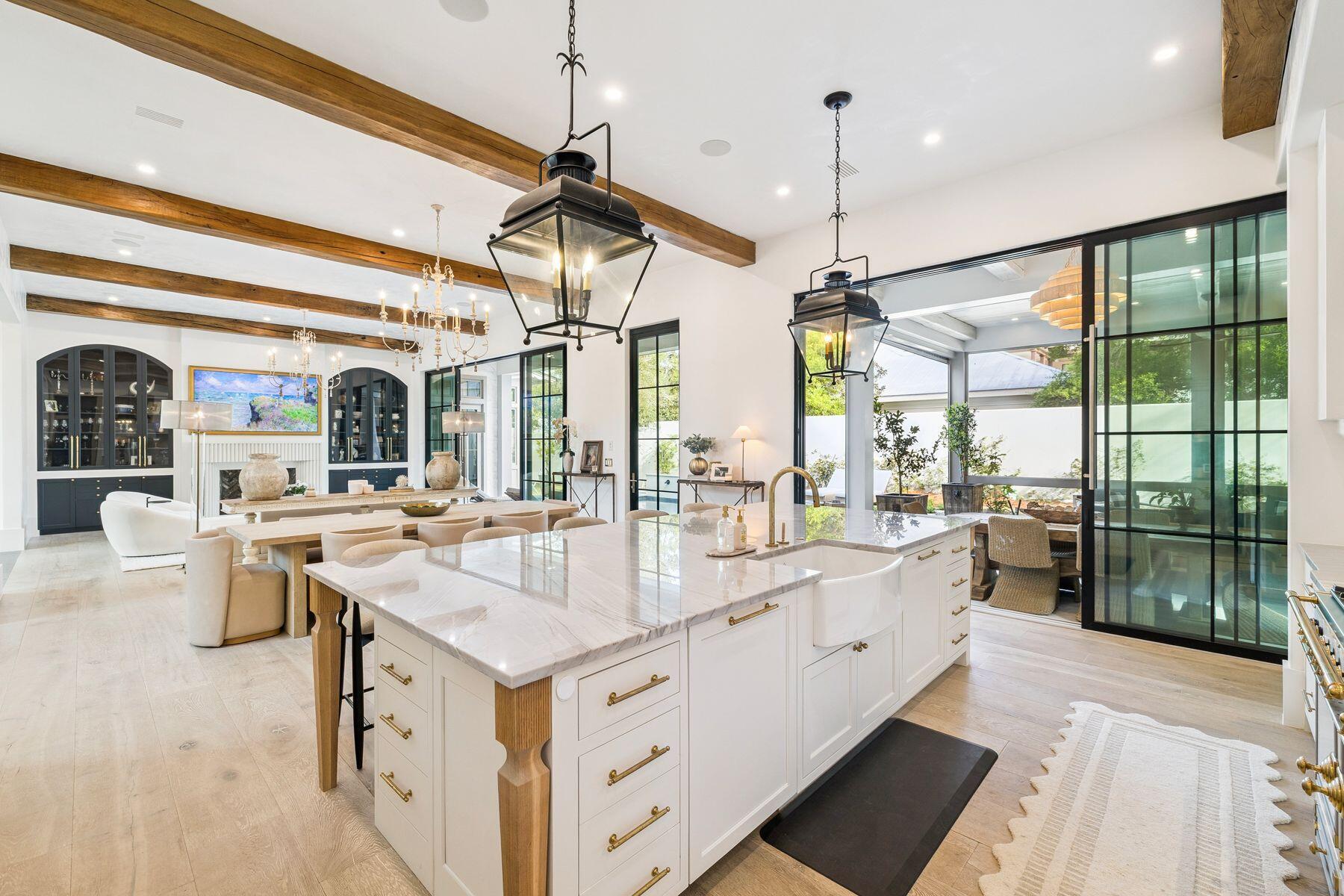 SEAGROVE 5TH ADDN - Residential