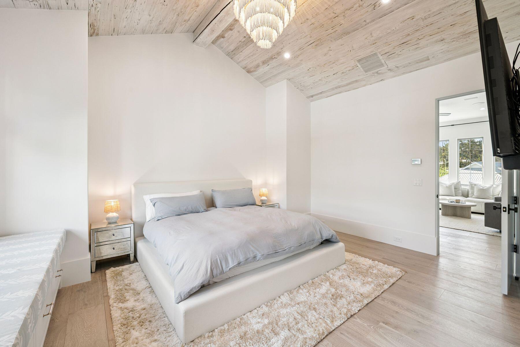 SEAGROVE 5TH ADDN - Residential