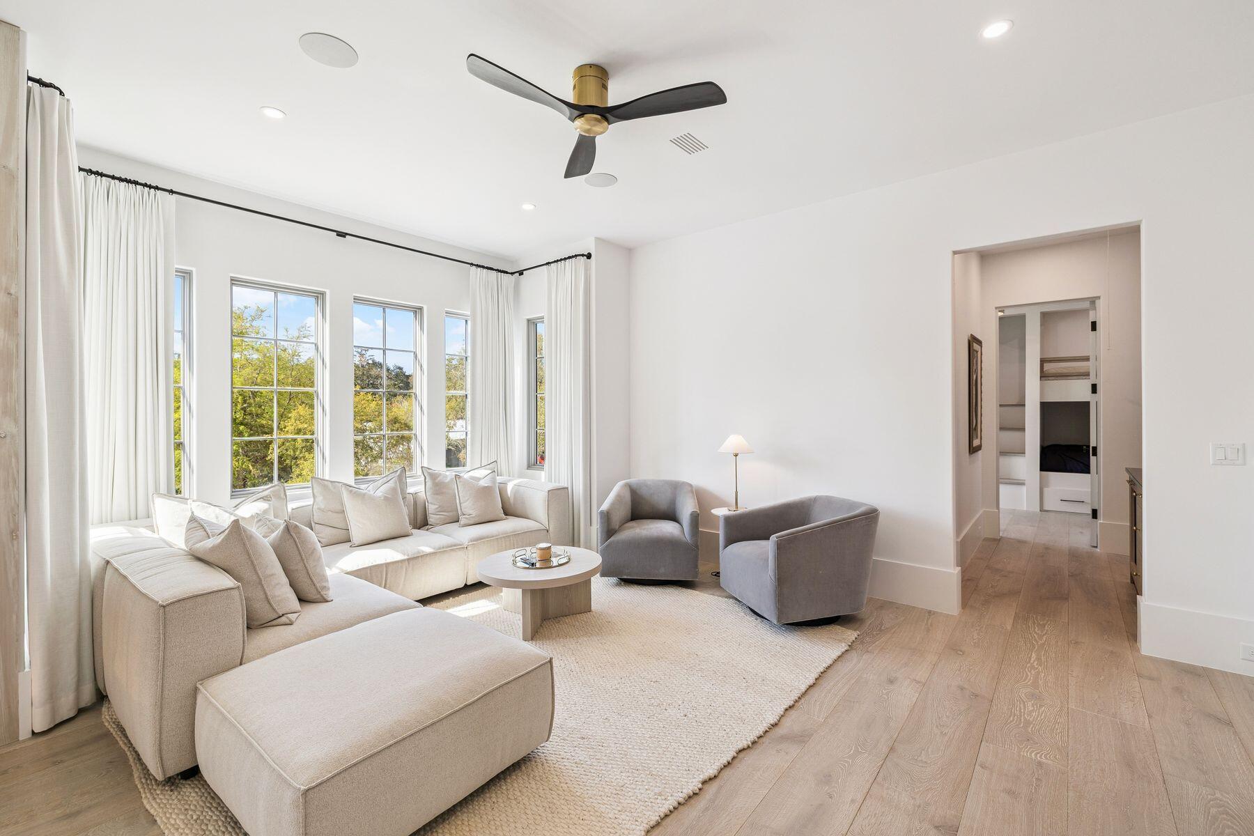 SEAGROVE 5TH ADDN - Residential