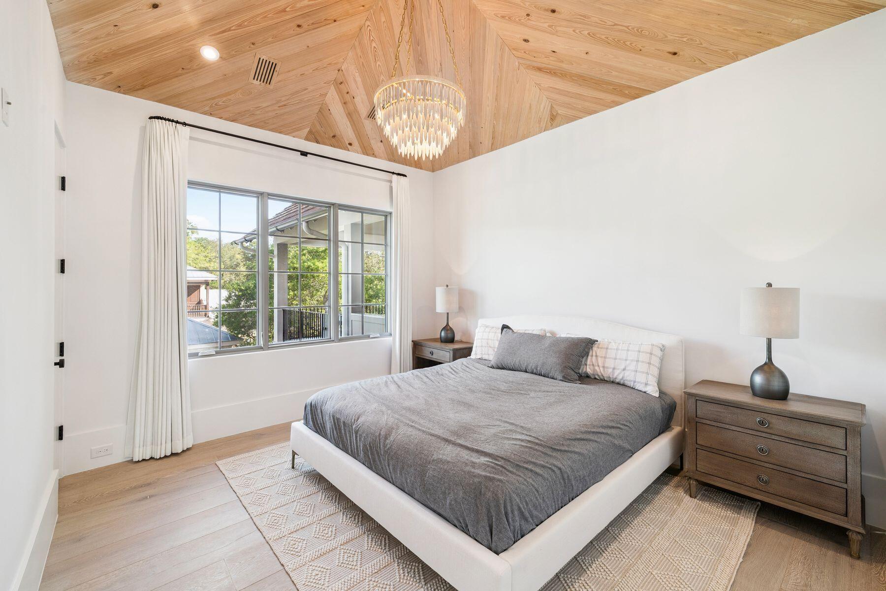 SEAGROVE 5TH ADDN - Residential