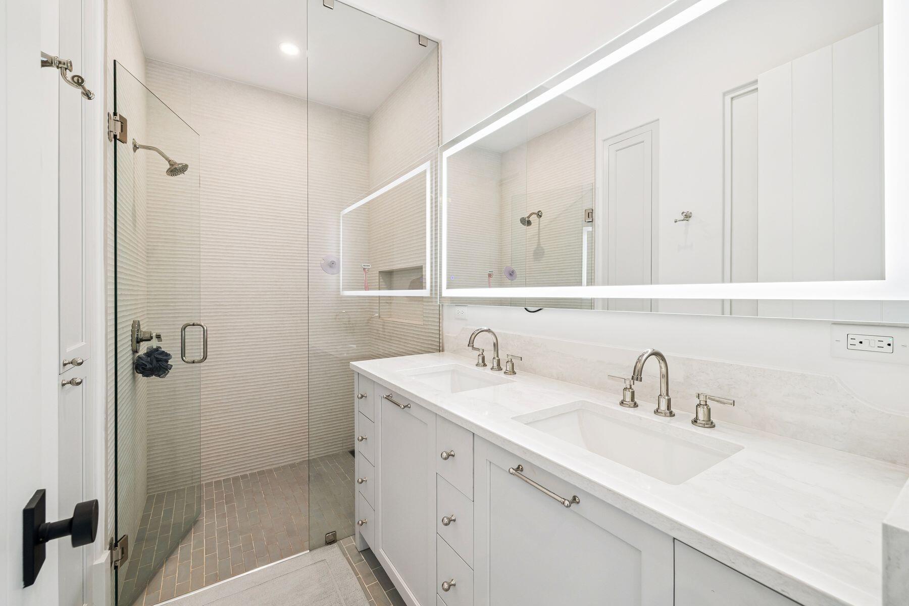 SEAGROVE 5TH ADDN - Residential