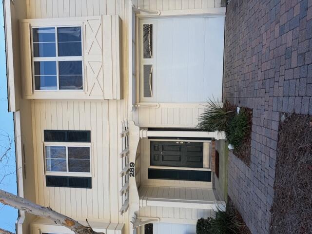 OLD BAY VILLAGE PHASE 1 - Residential Lease