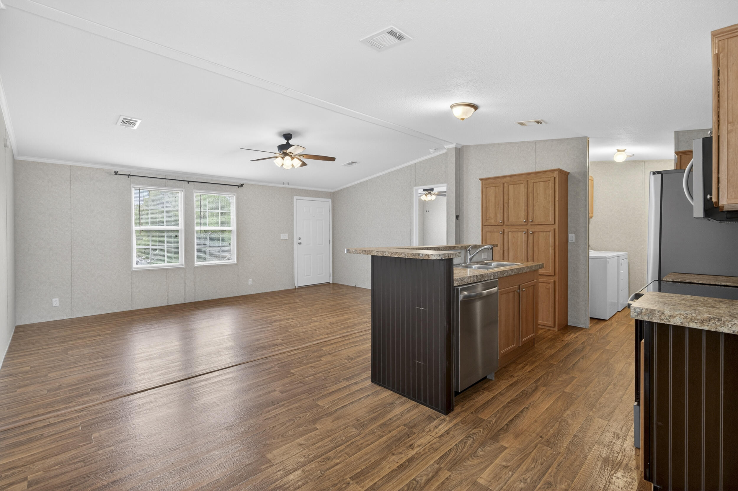 KING LAKE ESTATES - Residential