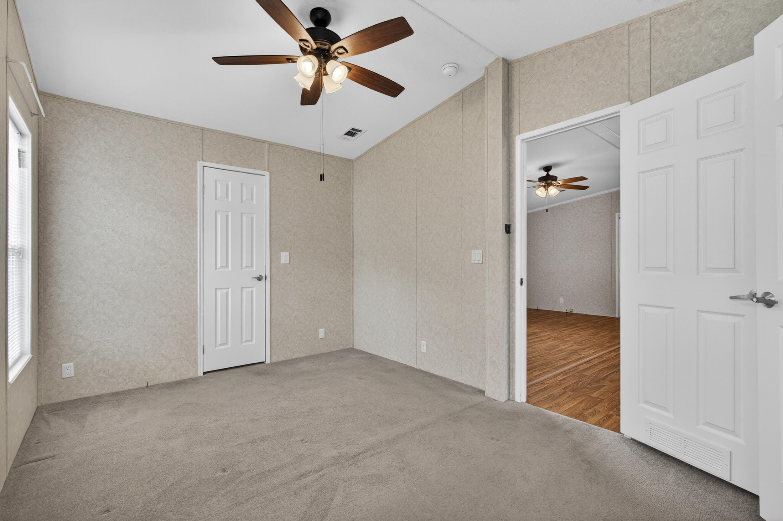 KING LAKE ESTATES - Residential