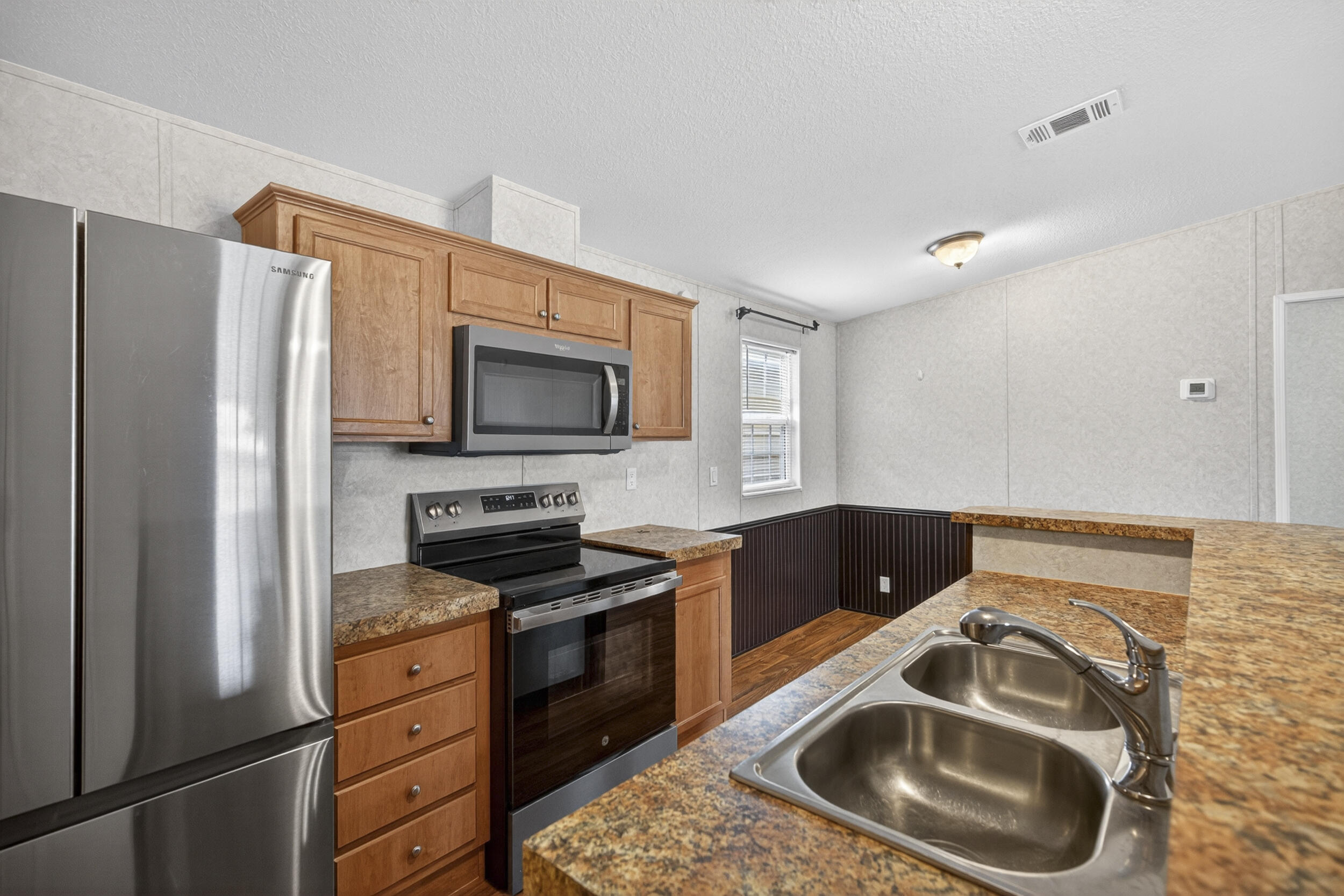 KING LAKE ESTATES - Residential