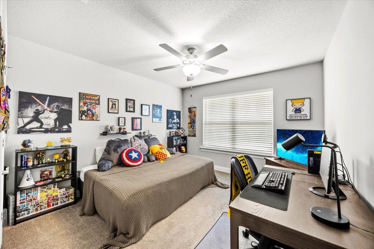 Gordon Evans Road - Residential