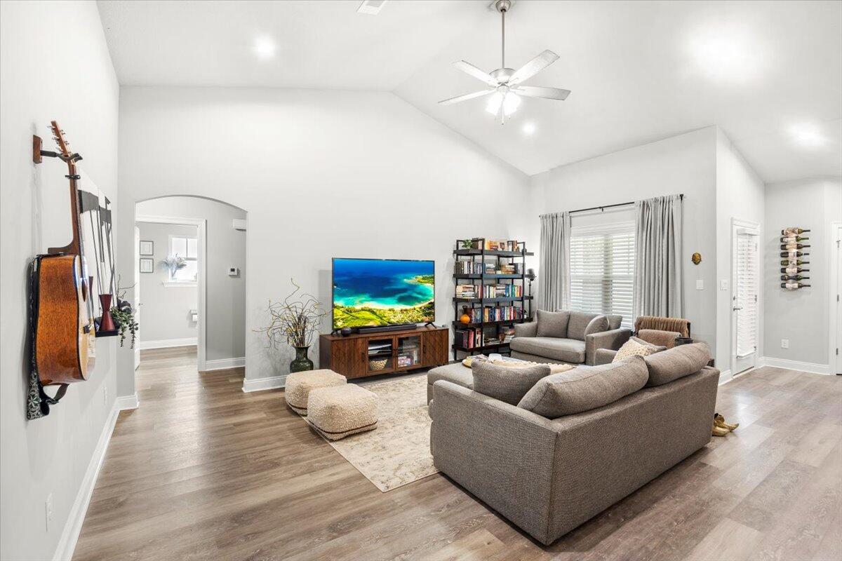 Gordon Evans Road - Residential