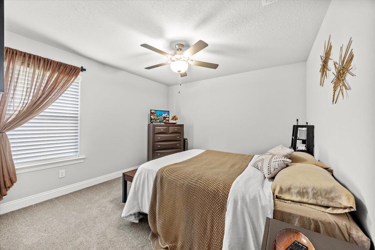 Gordon Evans Road - Residential