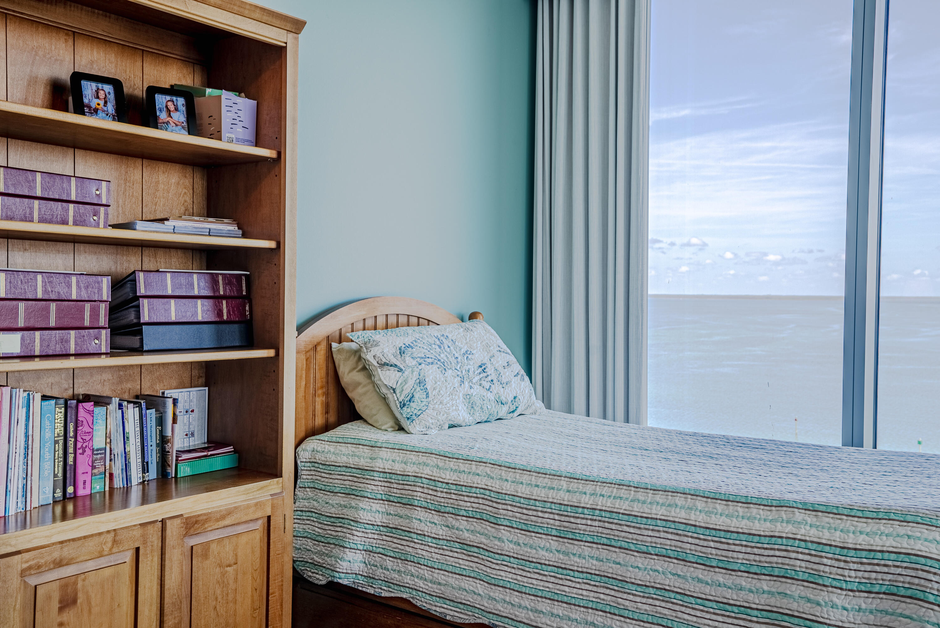 MARINA LANDING - Residential