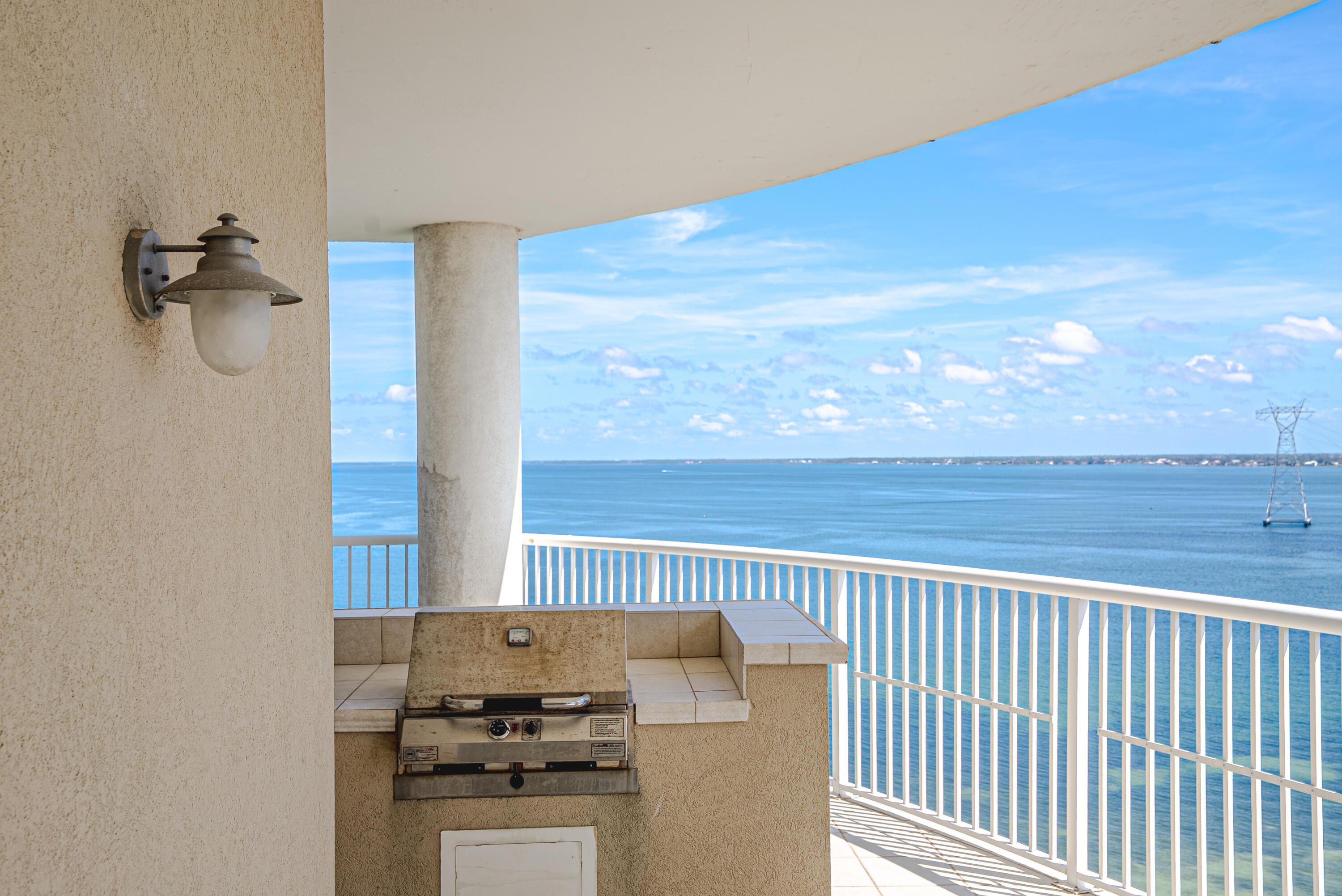 MARINA LANDING - Residential