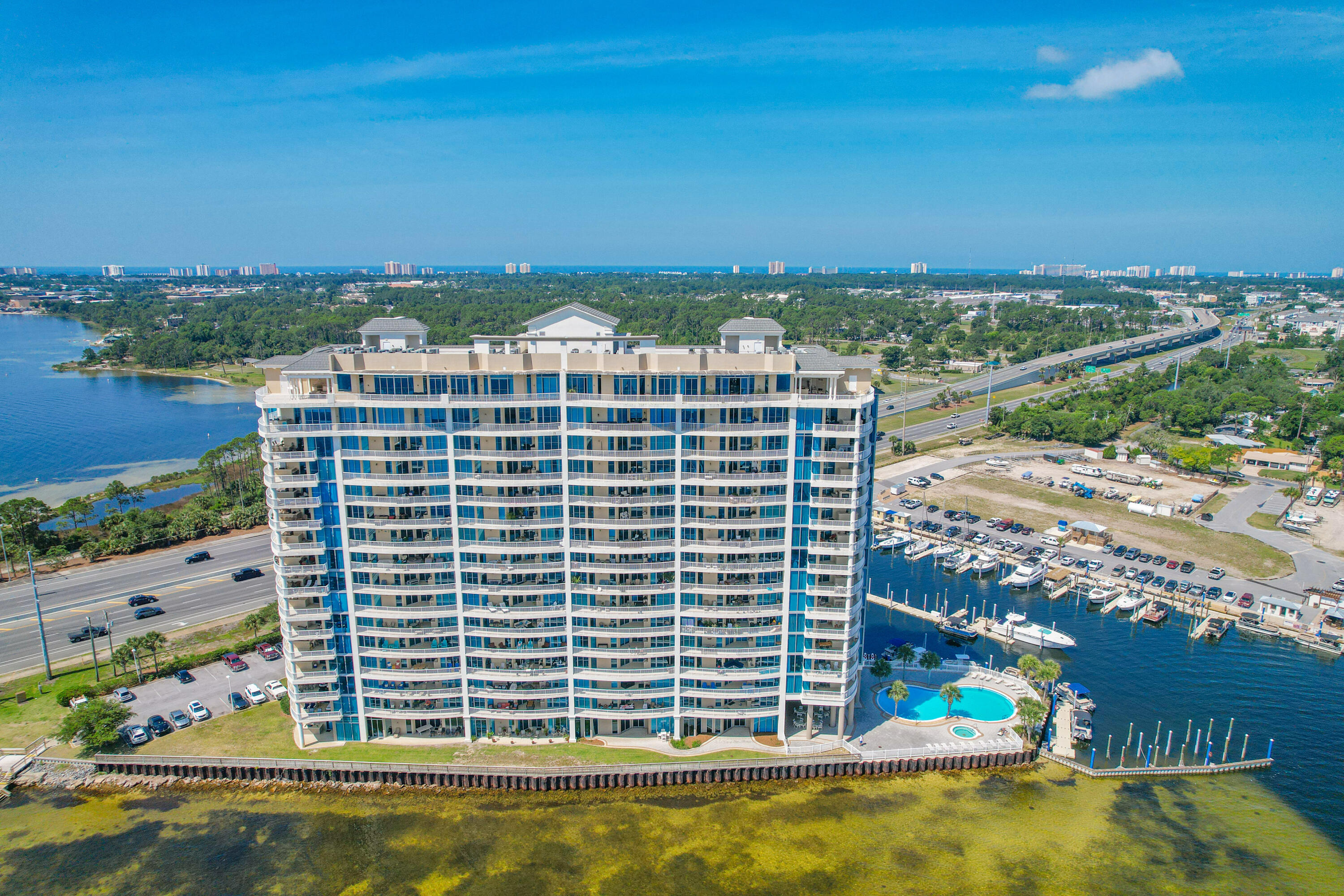 MARINA LANDING - Residential