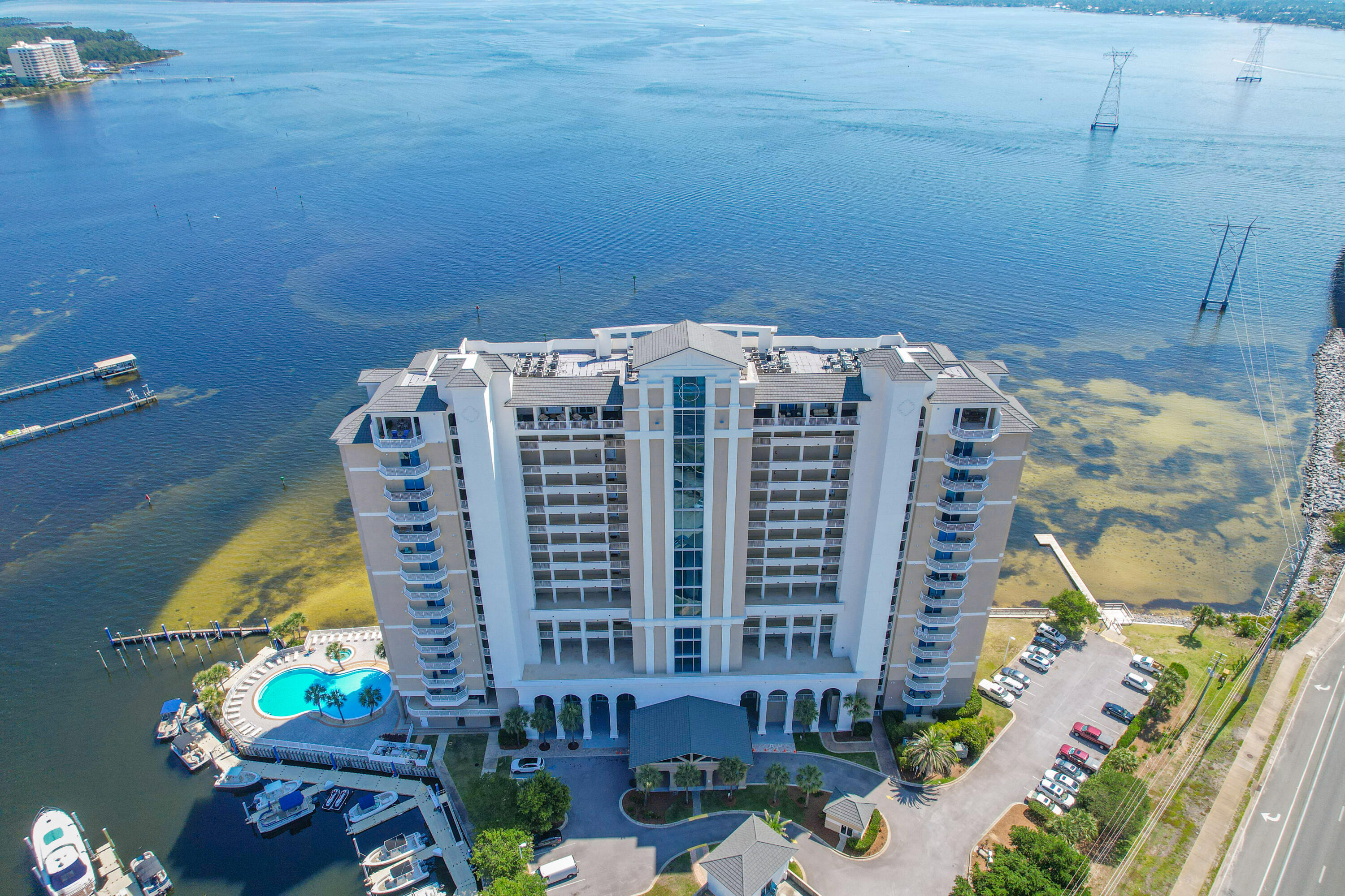 MARINA LANDING - Residential